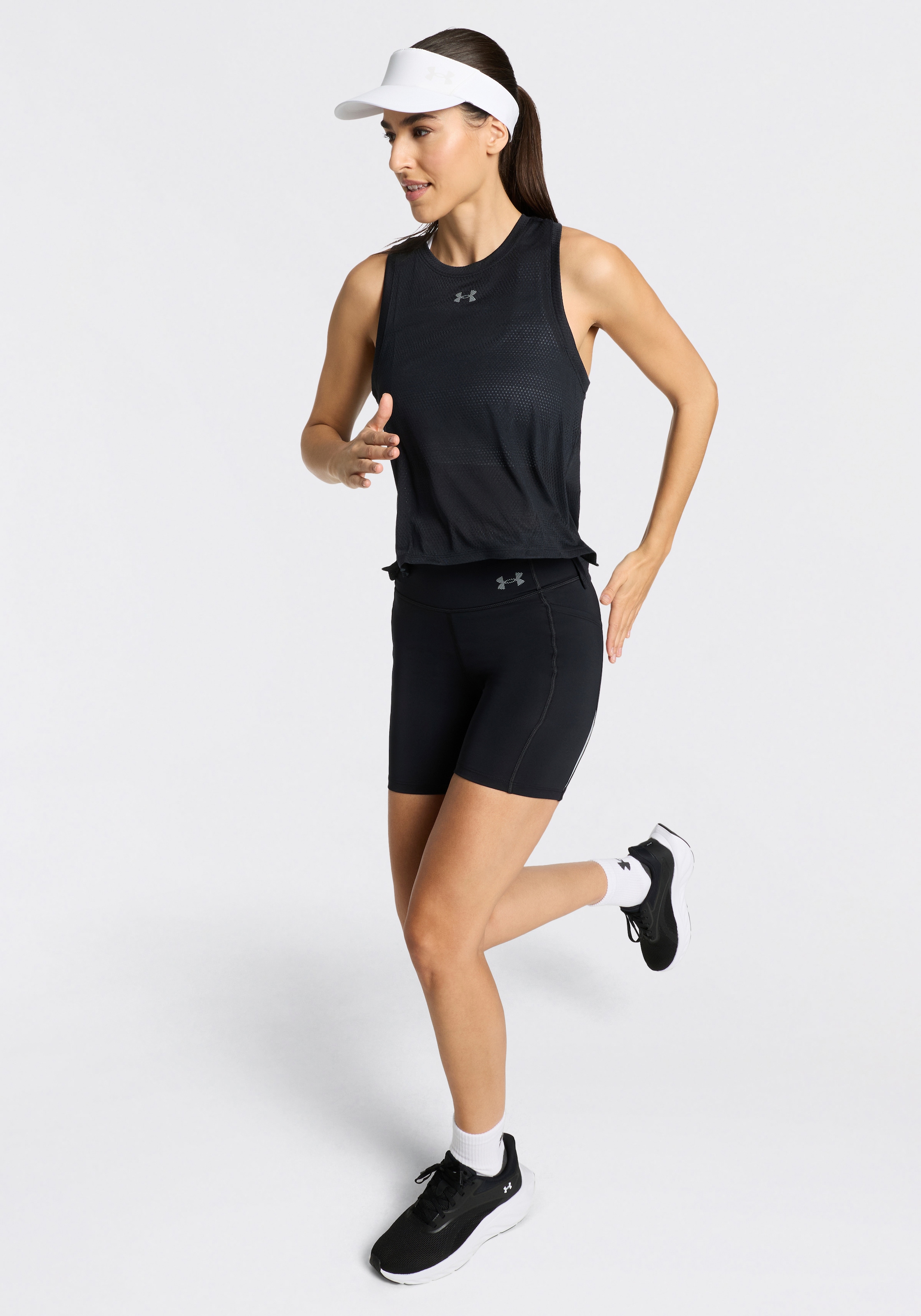 Under Armour® Sport-BH »HEATGEAR MID« elastisches Material mit 13% Elasthan, atmungsaktives Futter