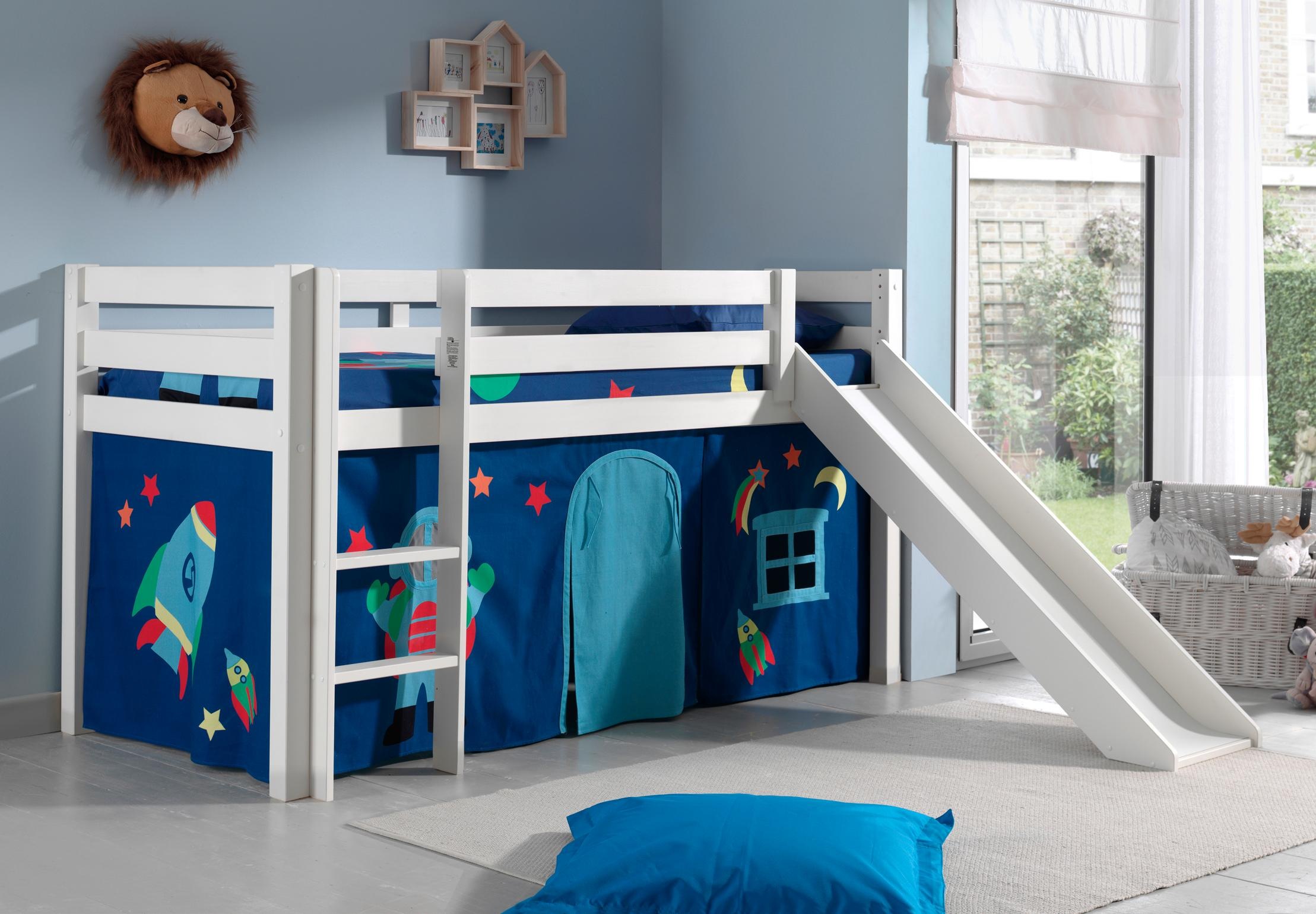 Vipack Hochbett "Pino, Spielbett massiv Kiefer, stabil gebaut, 3 Korpusfarb günstig online kaufen