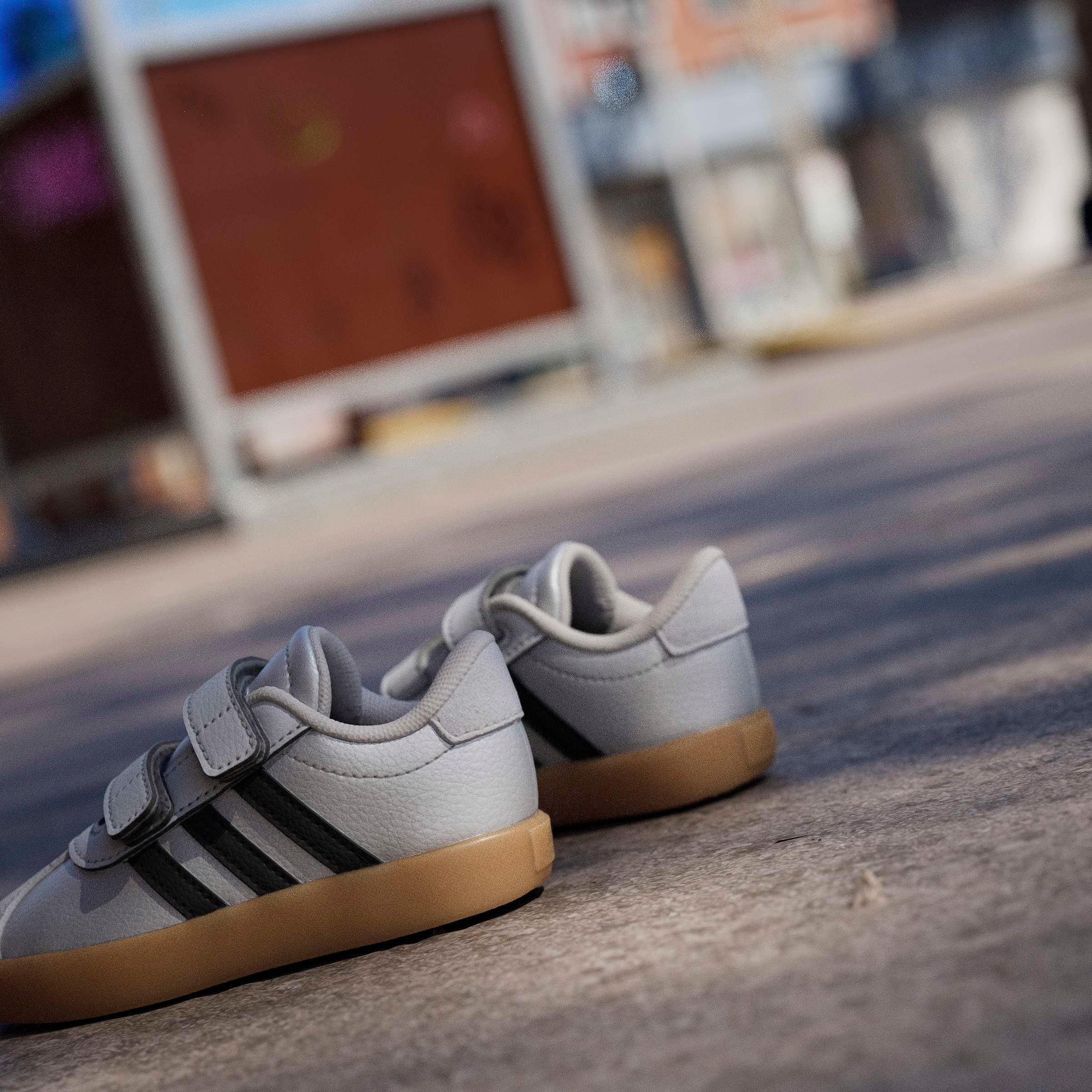 adidas Sportswear Klettschuh »VL COURT 3.0 KIDS«  inspiriert vom Design des adidas samba, für Kinder