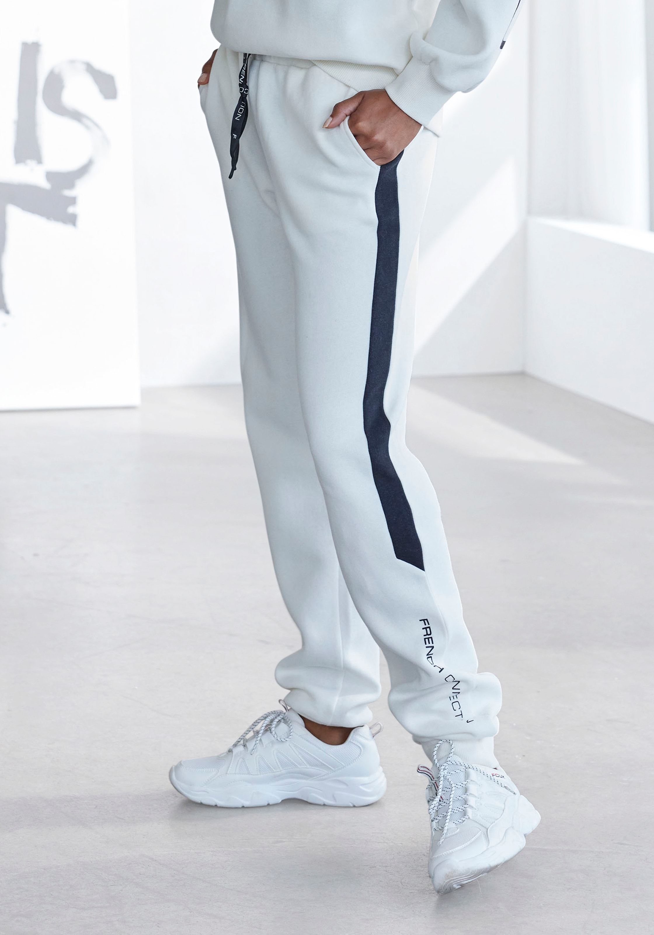 French Connection Sweathose mit seitlichen Kontrast-Einsätzen, Loungewear