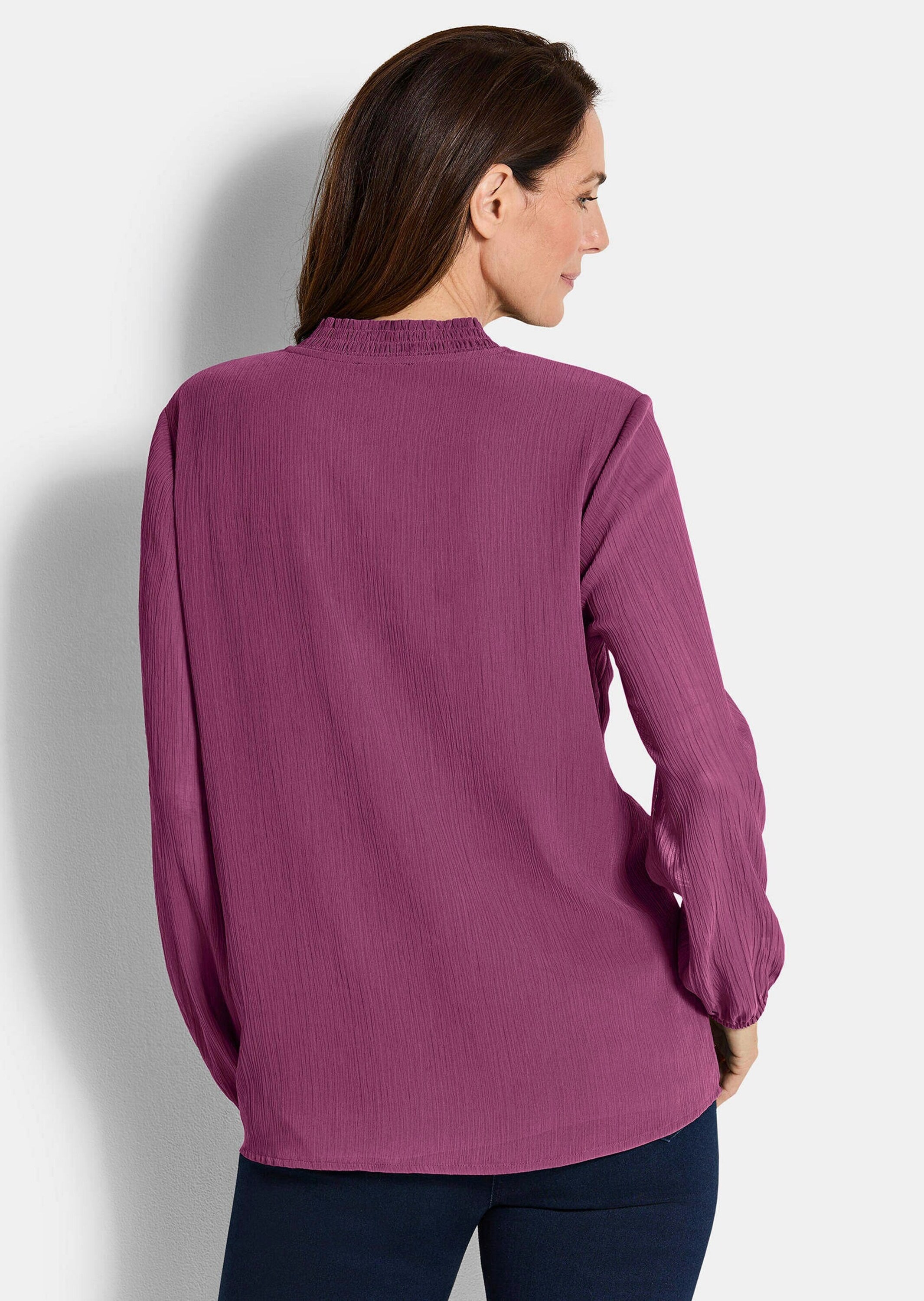 GOLDNER Chiffonbluse »Chiffonbluse mit femininem Ausschnitt«