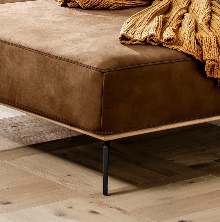 W.SCHILLIG Ecksofa »run, Designsofa mit tollem Sitzkomfort, bequem, L-Form«, mit Holzsockel, Füße in Schwarz pulverbeschichtet, Breite 279 cm
