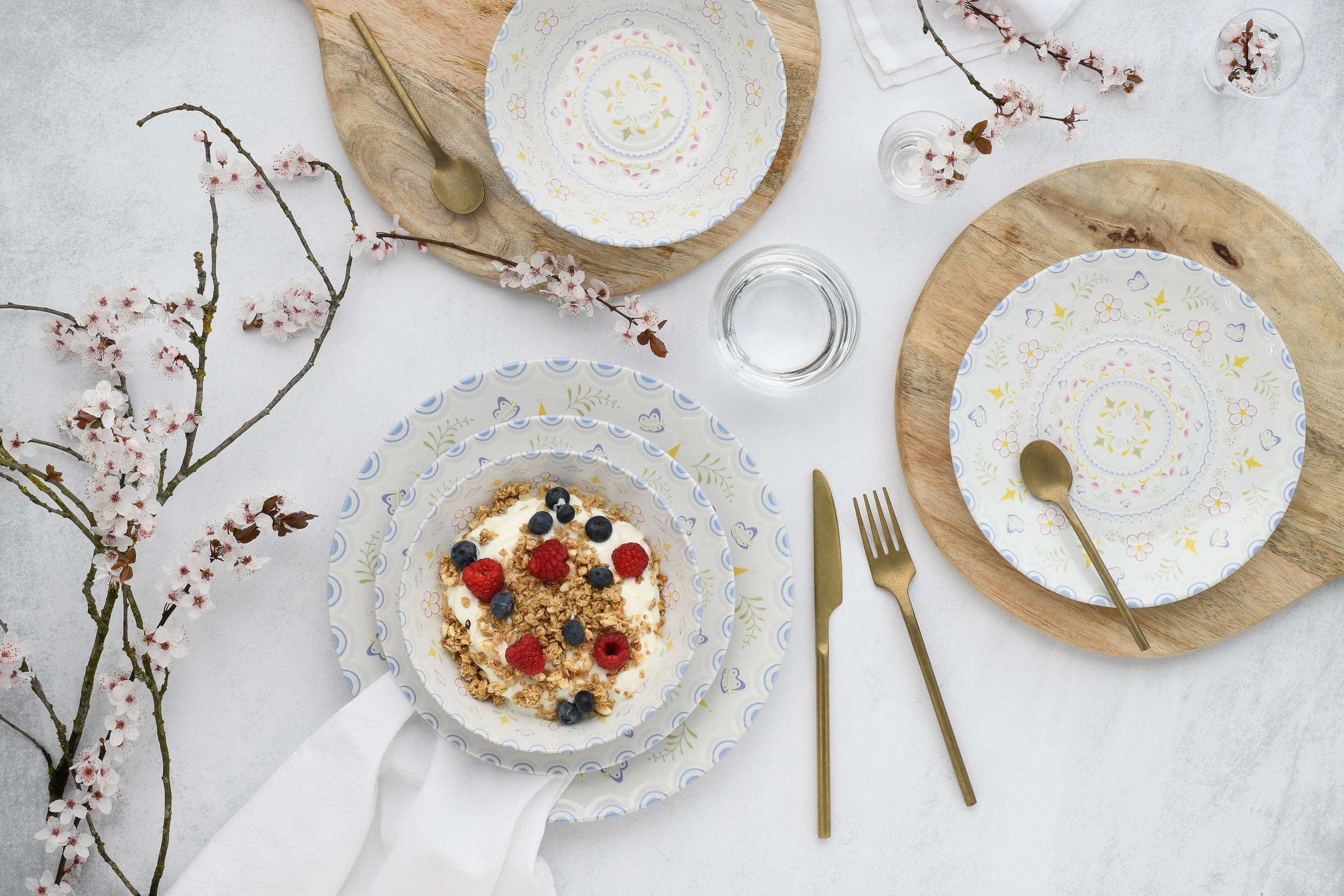 CreaTable Teller-Set »Primavera Pastell, Tellerset 12-tlg.« Vollflächig dekoriert, Schmetterlingsmotive, Zarte Pastelltöne