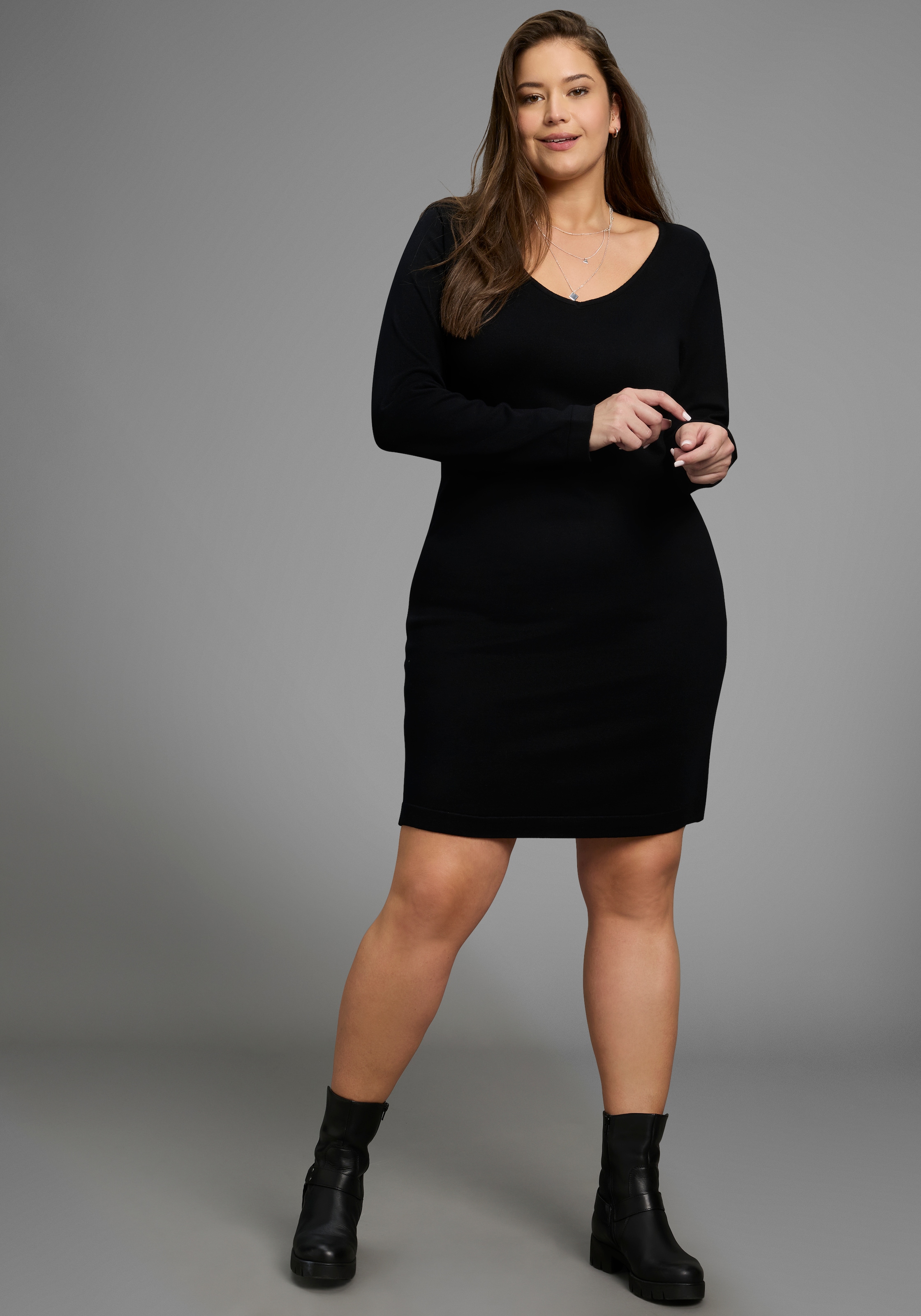 Laura Scott CURVE Strickkleid, mit tiefem V-Ausschnitt aus kuschliger Viskosemischung - GROSSE GRÖSSE