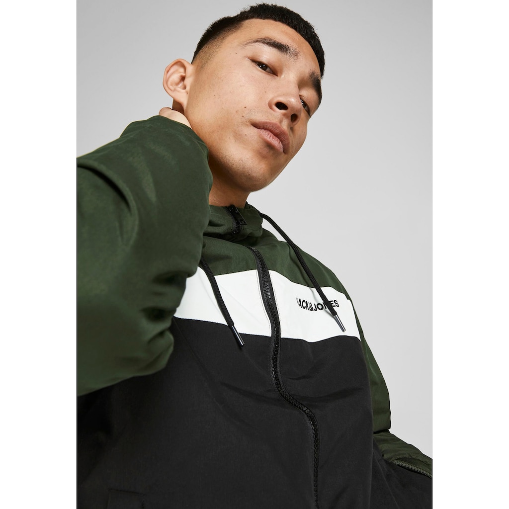 Jack & Jones Windbreaker »RUSH BLOCKING HOOD BOMBER«, mit Kapuze