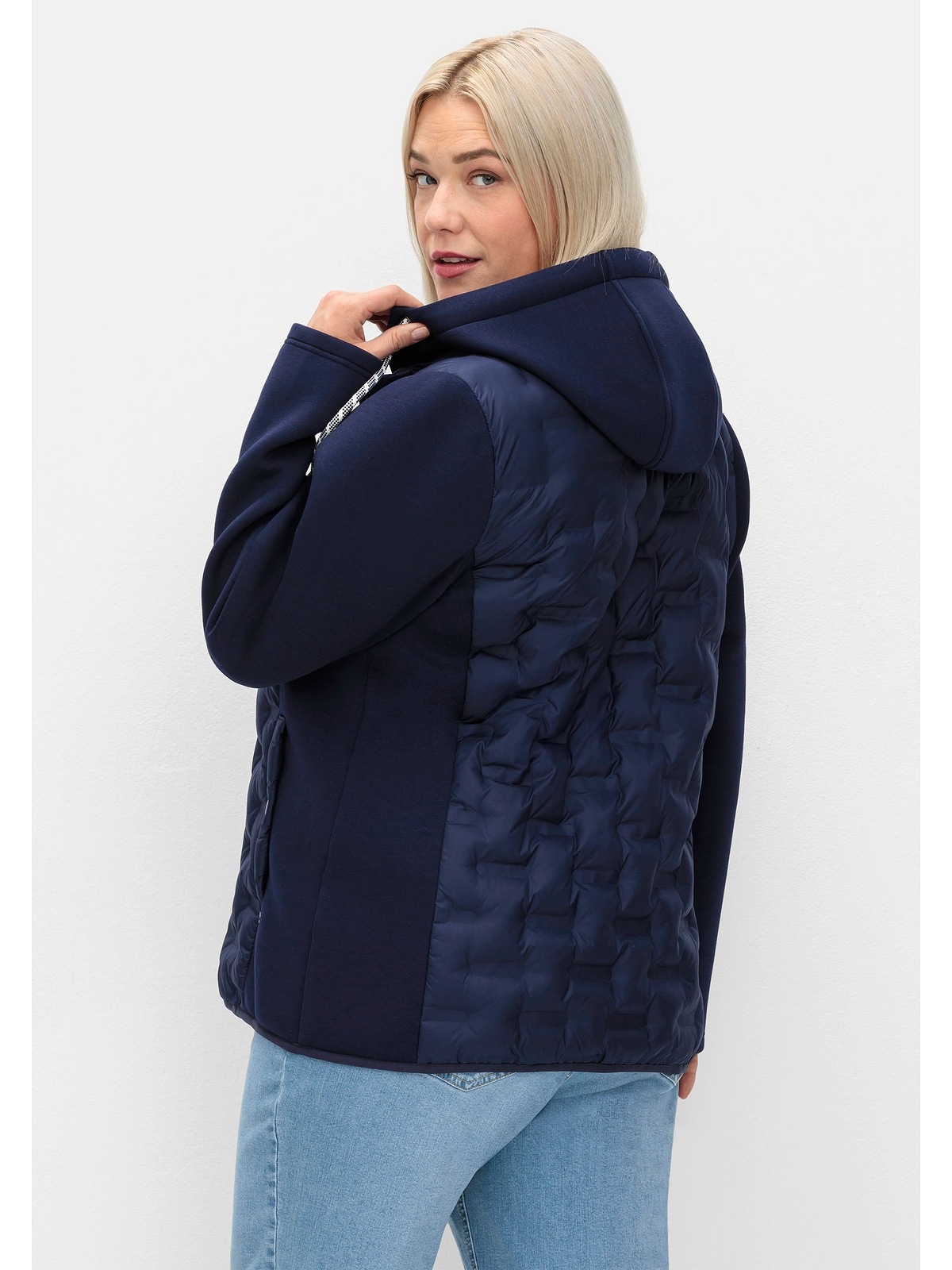 Sheego Steppjacke »Große Größen«, mit Kapuze, im Materialmix, mit abnehmbarer Kapuze