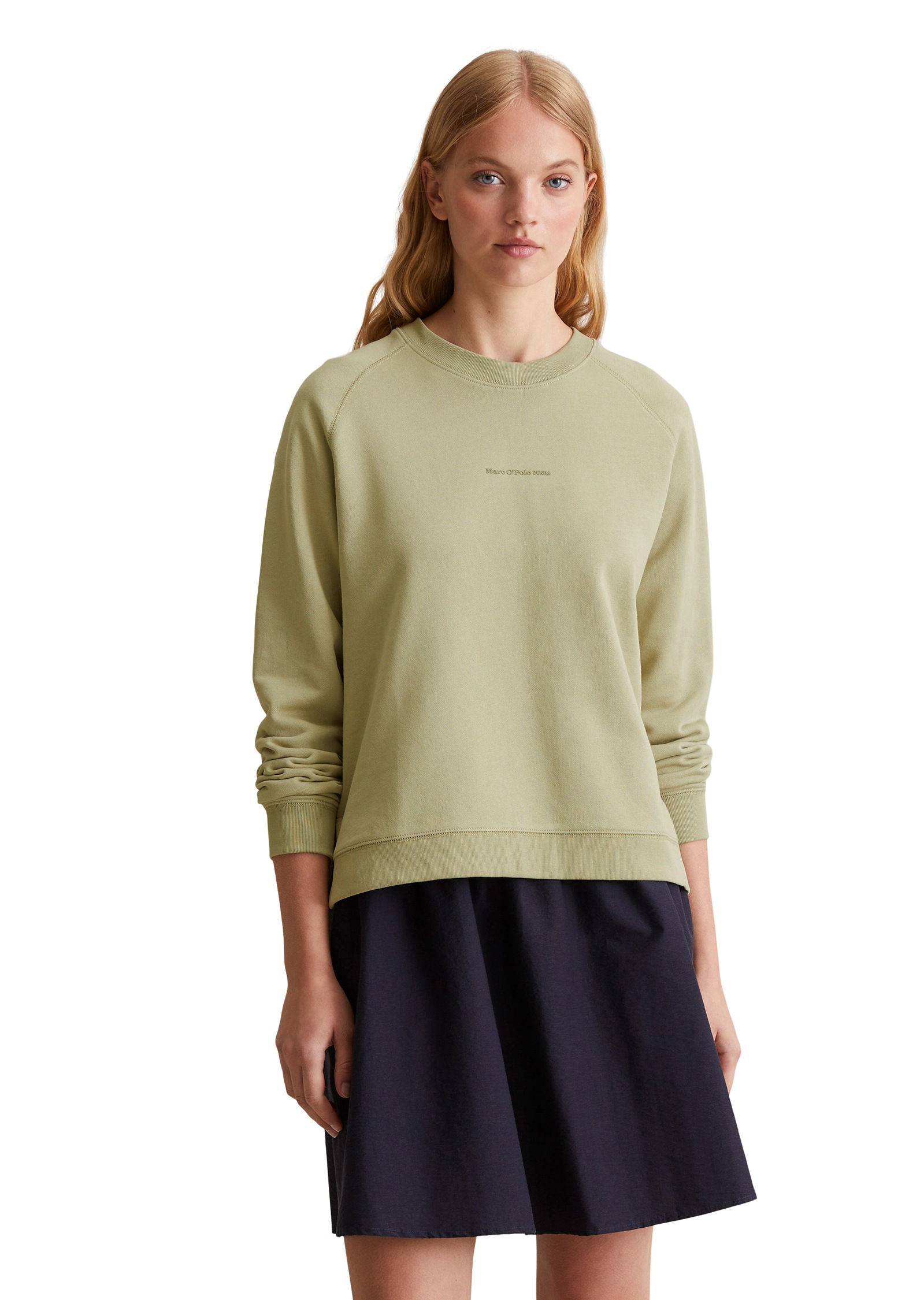 Marc OPolo DENIM Sweatshirt, Rückenteil dezent länger, kleine Seitenschlitz günstig online kaufen