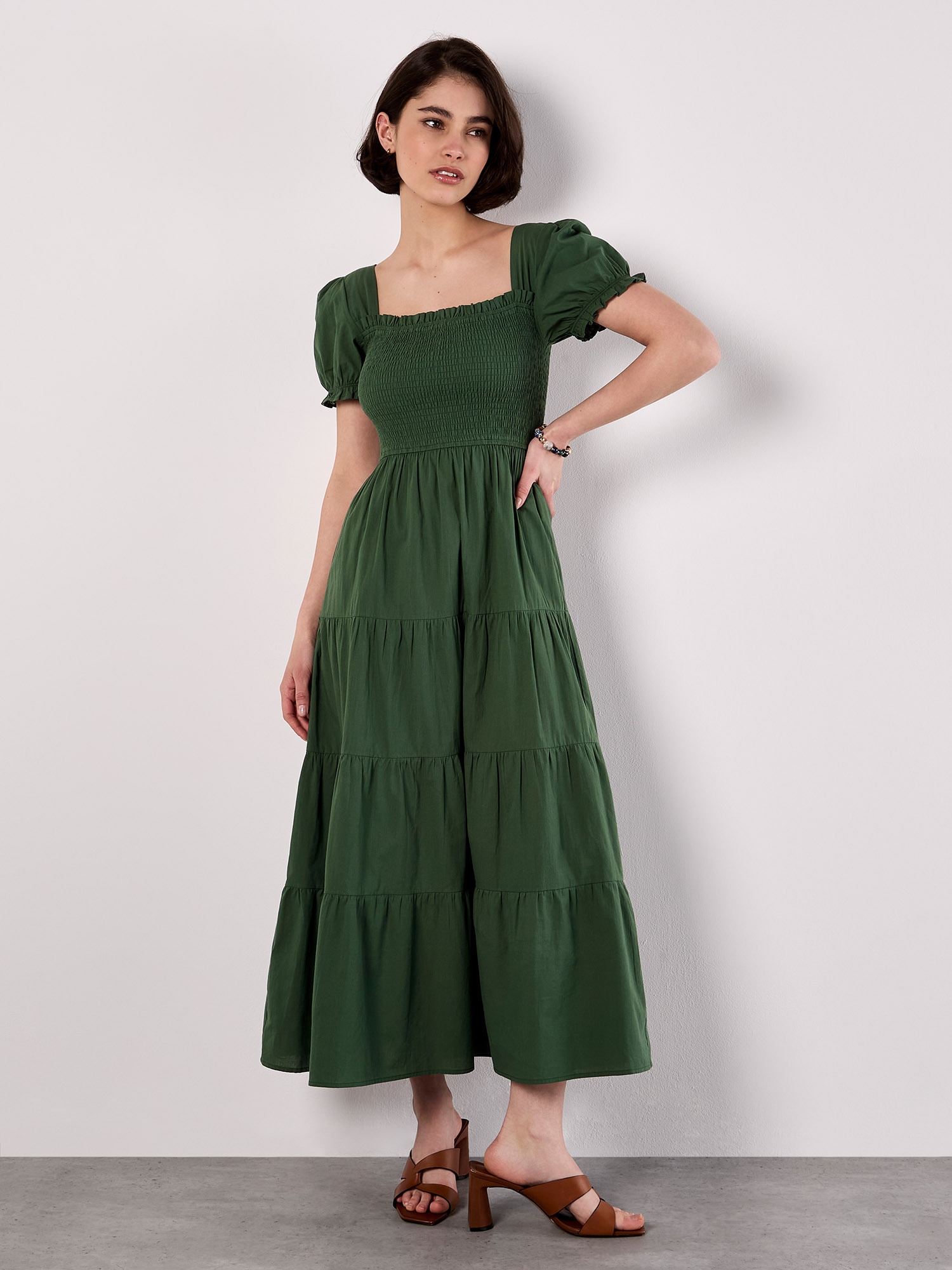 Apricot Midikleid "Midi-Kleid aus Baumwolle" mit Stufenrock
