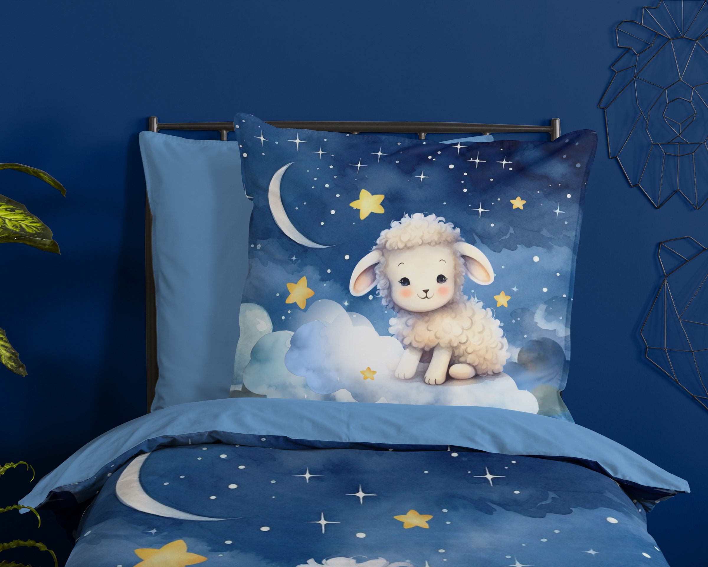 PURE luxury collection Kinderbettwäsche »Sheepy«, Mikrofaser, 135x200, 2 Teilig, Wendeoptik, Kind, Schaf, Weltall