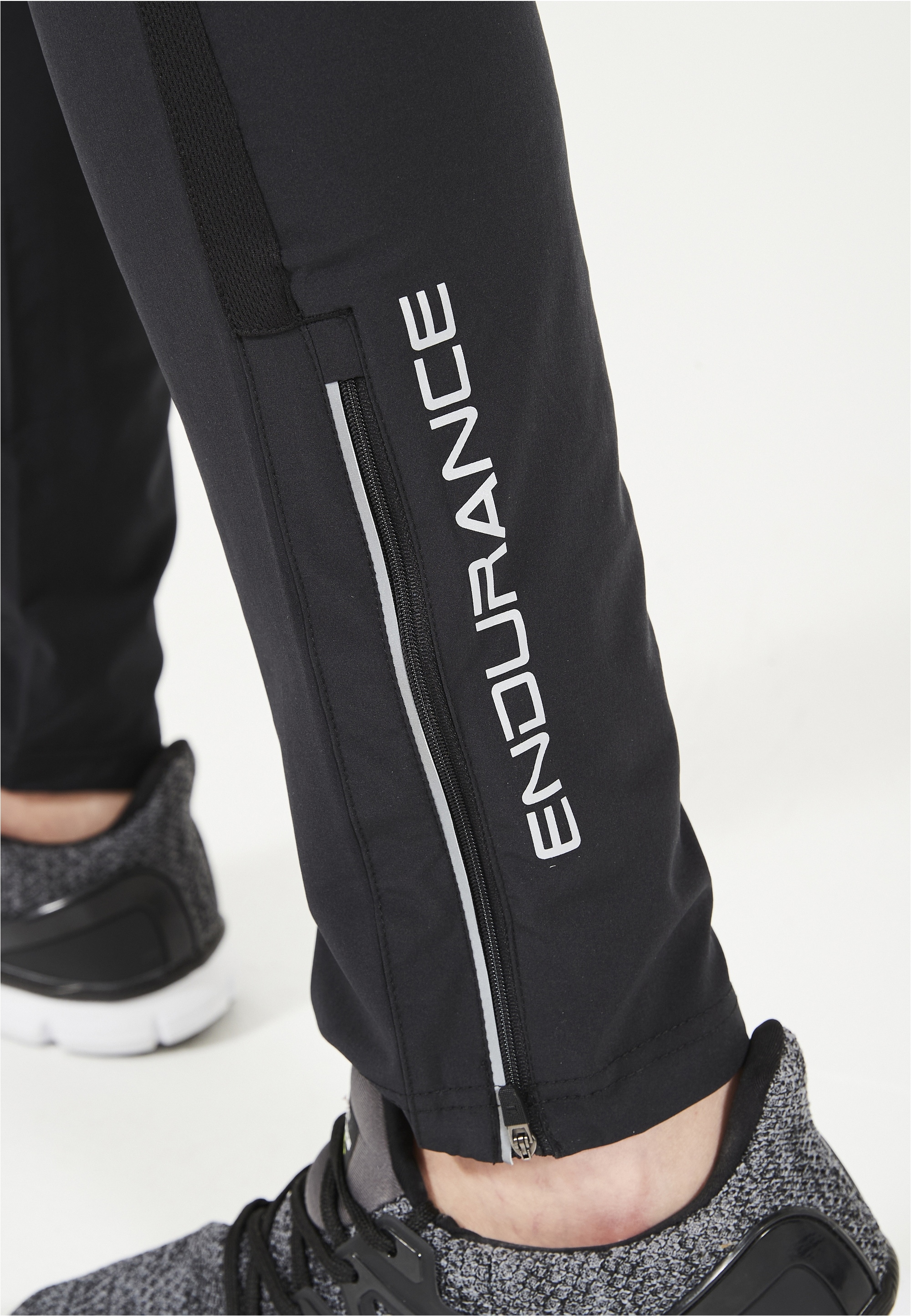 ENDURANCE Sweathose »THULE ACTIV«, mit komfortablem 4-Wege-Stretch