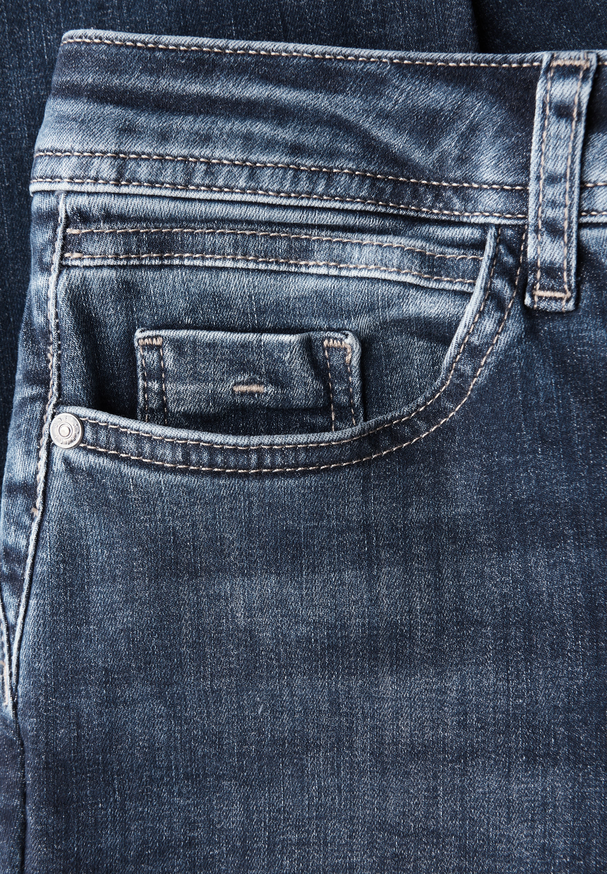 STREET ONE Slim-fit-Jeans, aus Baumwolle mit Stretchanteil