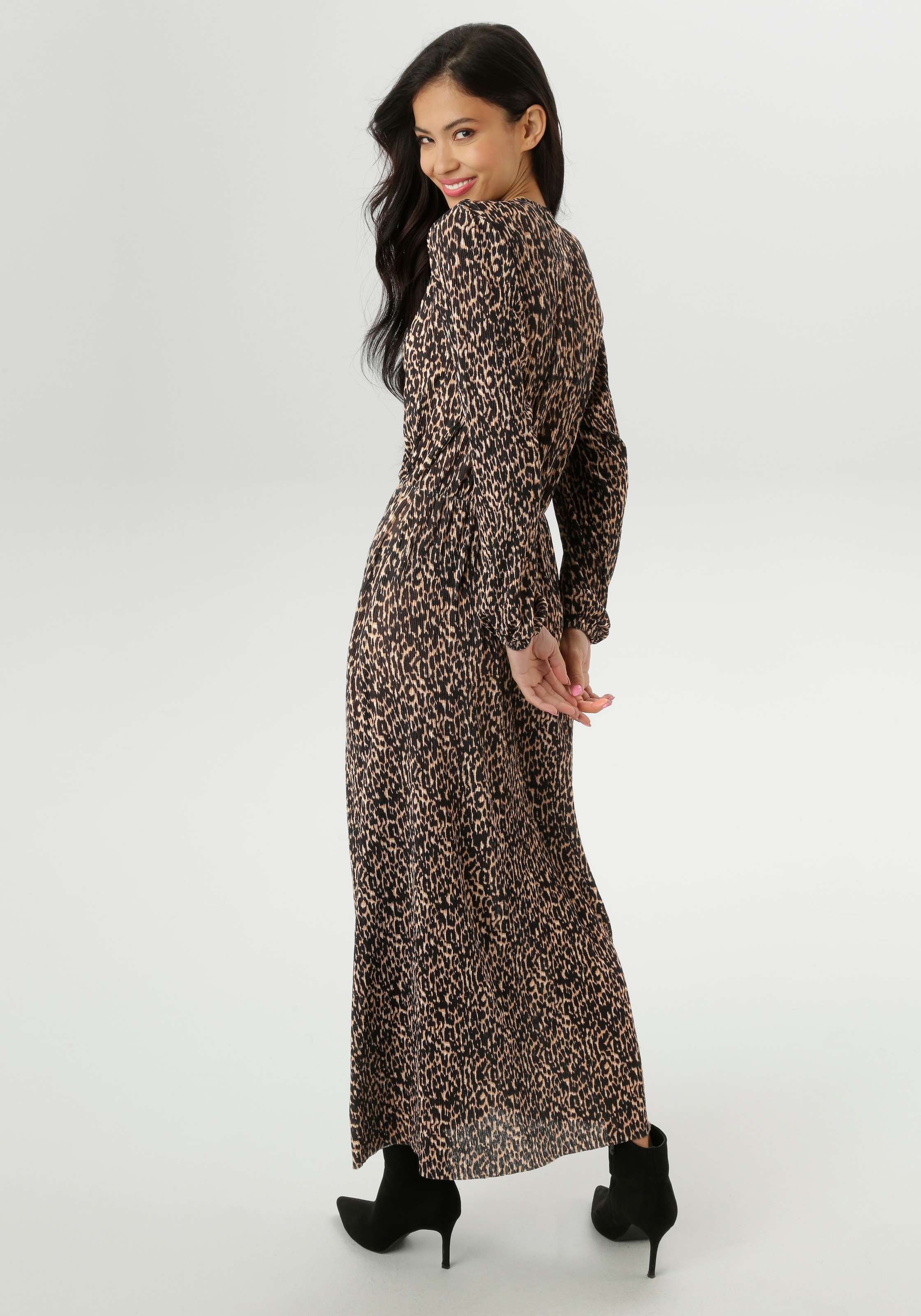 Aniston SELECTED Jerseykleid, im trendy Animal-Print und Wickeloptik - NEUE KOLLEKTION