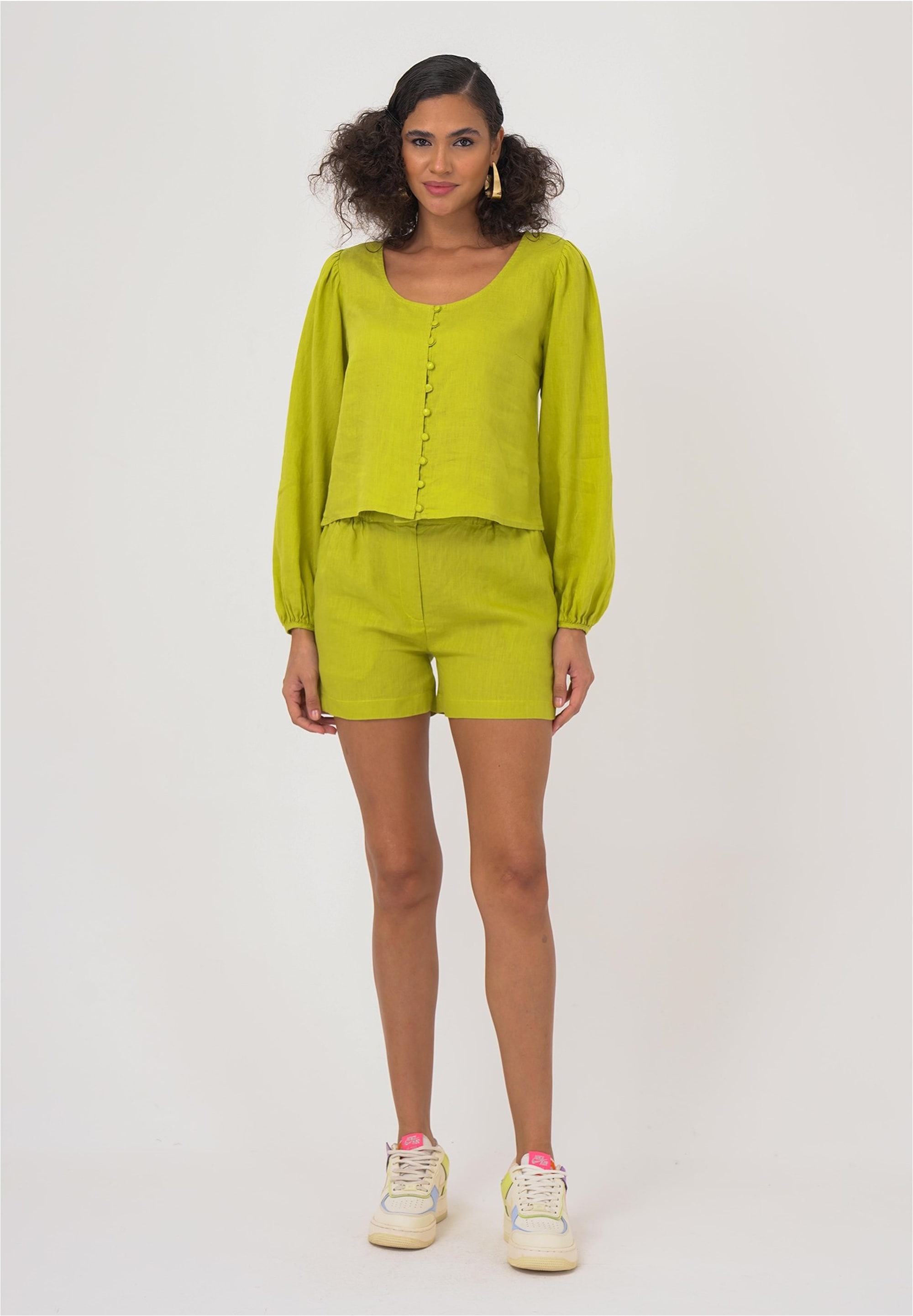 freshlions Shorts »Amara«, (1 tlg.), im klassischen Design
