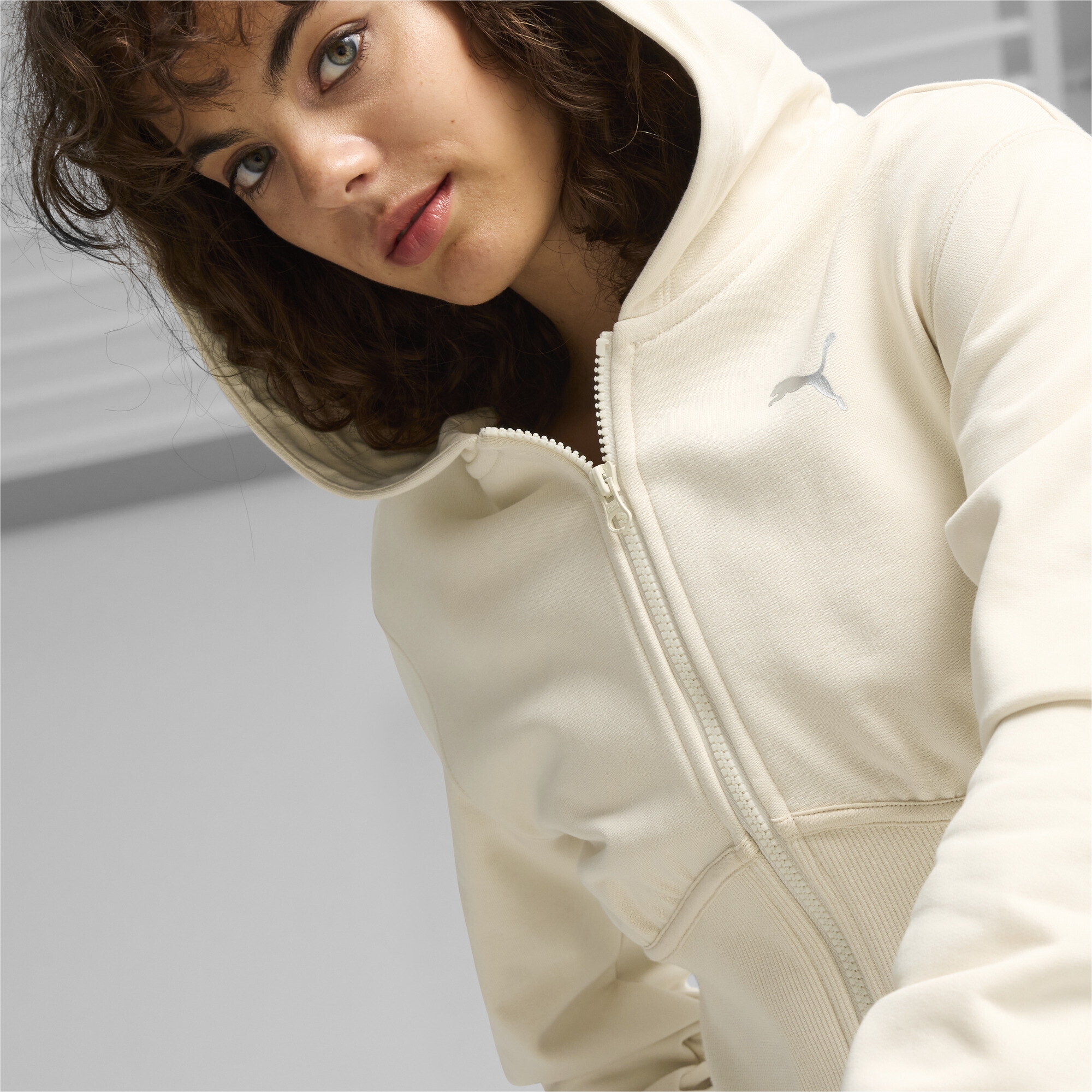 PUMA Sweatjacke »Classics Cropped Hoodie Damen«