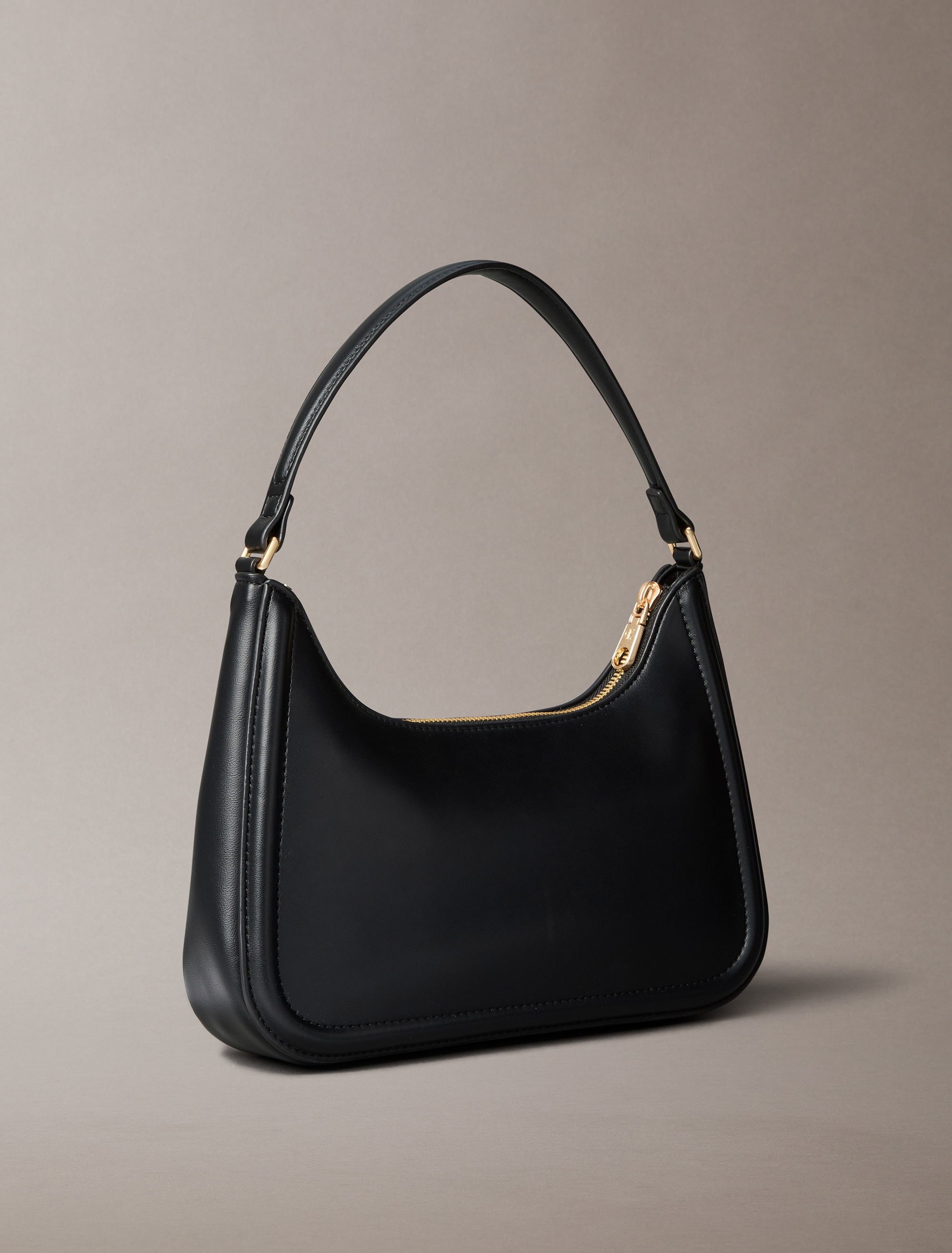 Calvin Klein Schultertasche "RAISED CK SMALL SHOULDER BAG", Henkeltasche, D günstig online kaufen