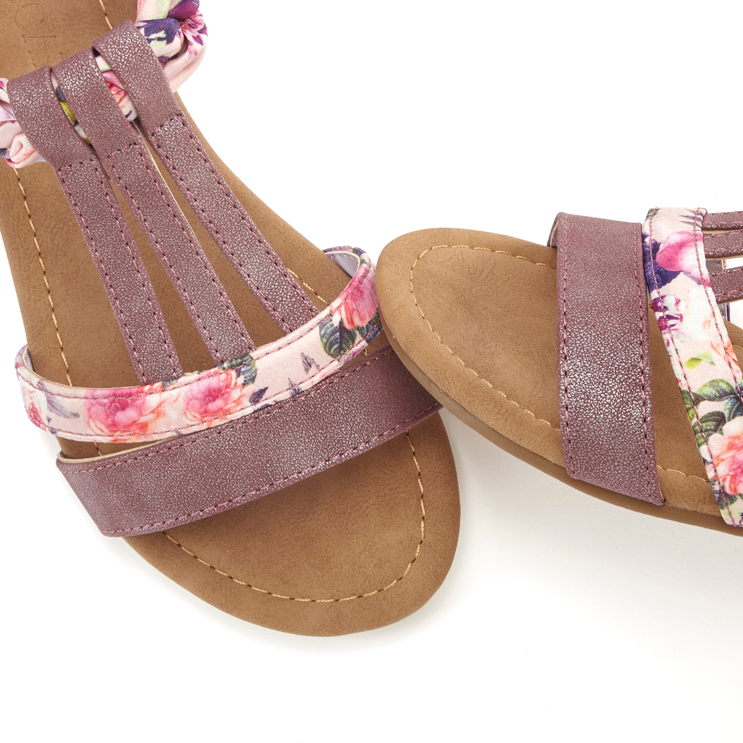 Sandale LASCANA "Sommerschuh, Sandalette, offener Schuh", Damen, Gr. 40, lila, Obermaterial: 50% Lederimitat, 50% Textilmaterial. Decksohle: 100% Lederimitat. Futter: 100% Lederimitat. Laufsohle: 100% Synthetik, bedruckt, Basic, Schuhe Sandale, mit aufwen 3