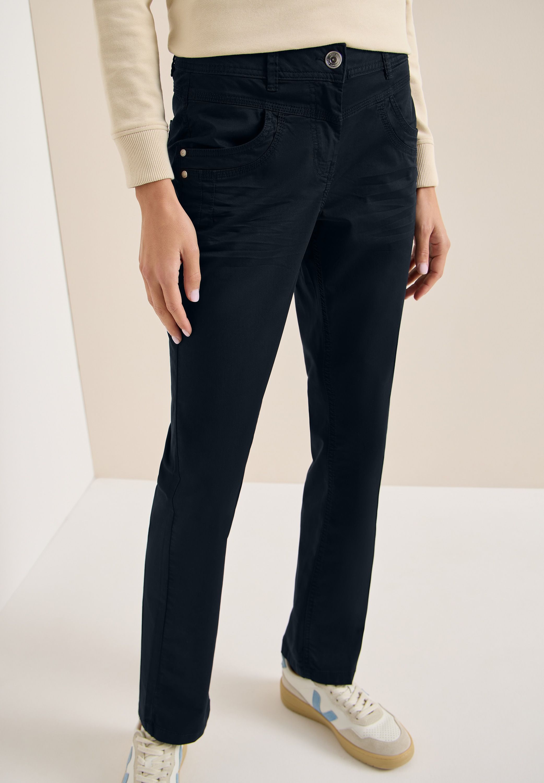 Cecil High Waist
