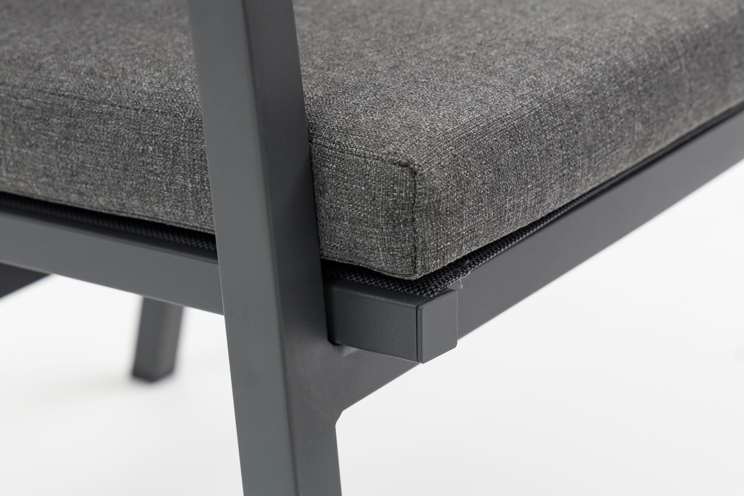 OTTO home Garten-Essgruppe »Maruja« Set, 6x Sessel, 6x Auflage, 1x Tisch, 13 tlg. bestehend aus 1 Tisch, 6 Stühlen und 6 Sitzauflagen