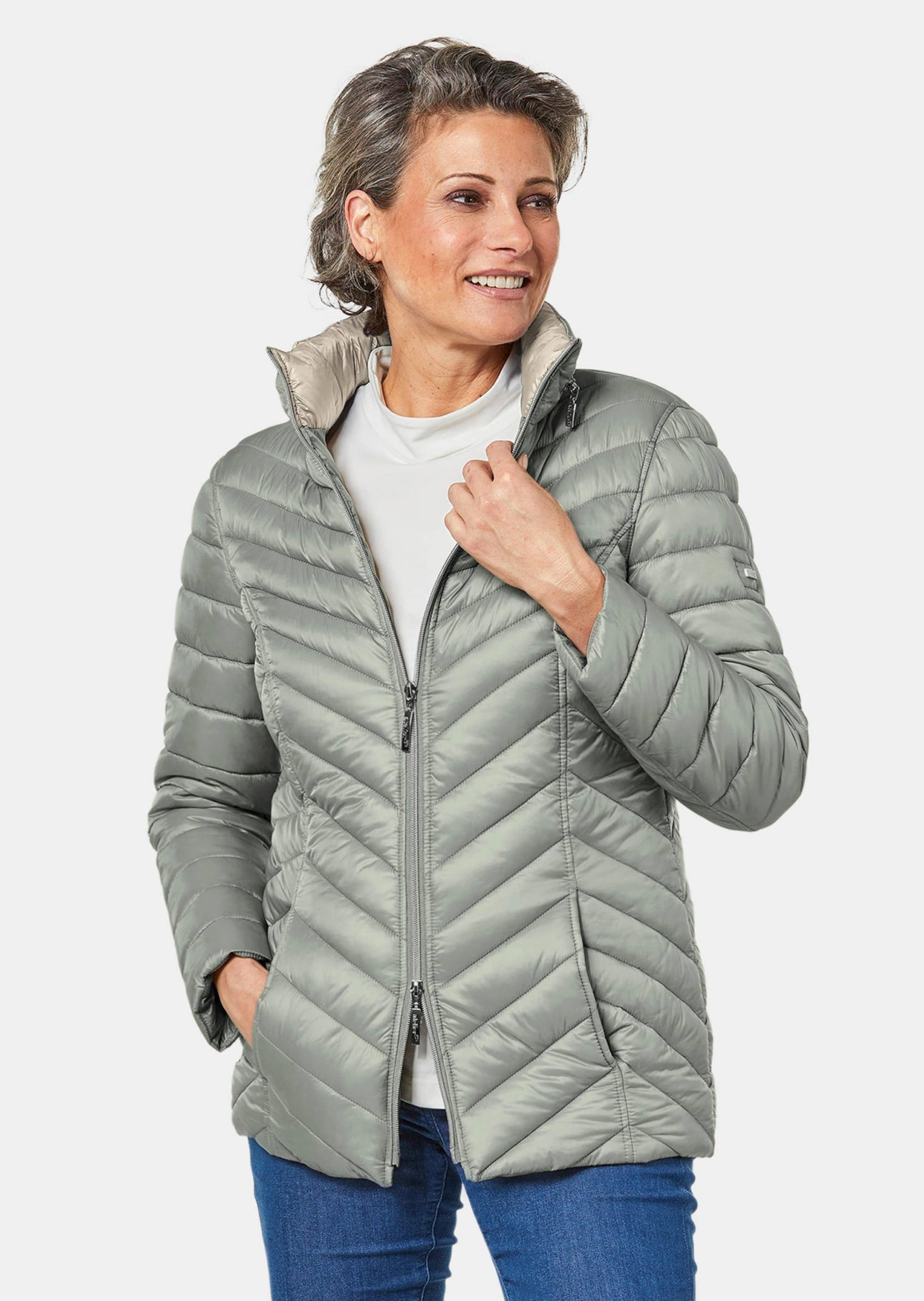 GOLDNER Steppjacke »Kurzgröße Leichte Steppjacke in knitterarmer Ware«