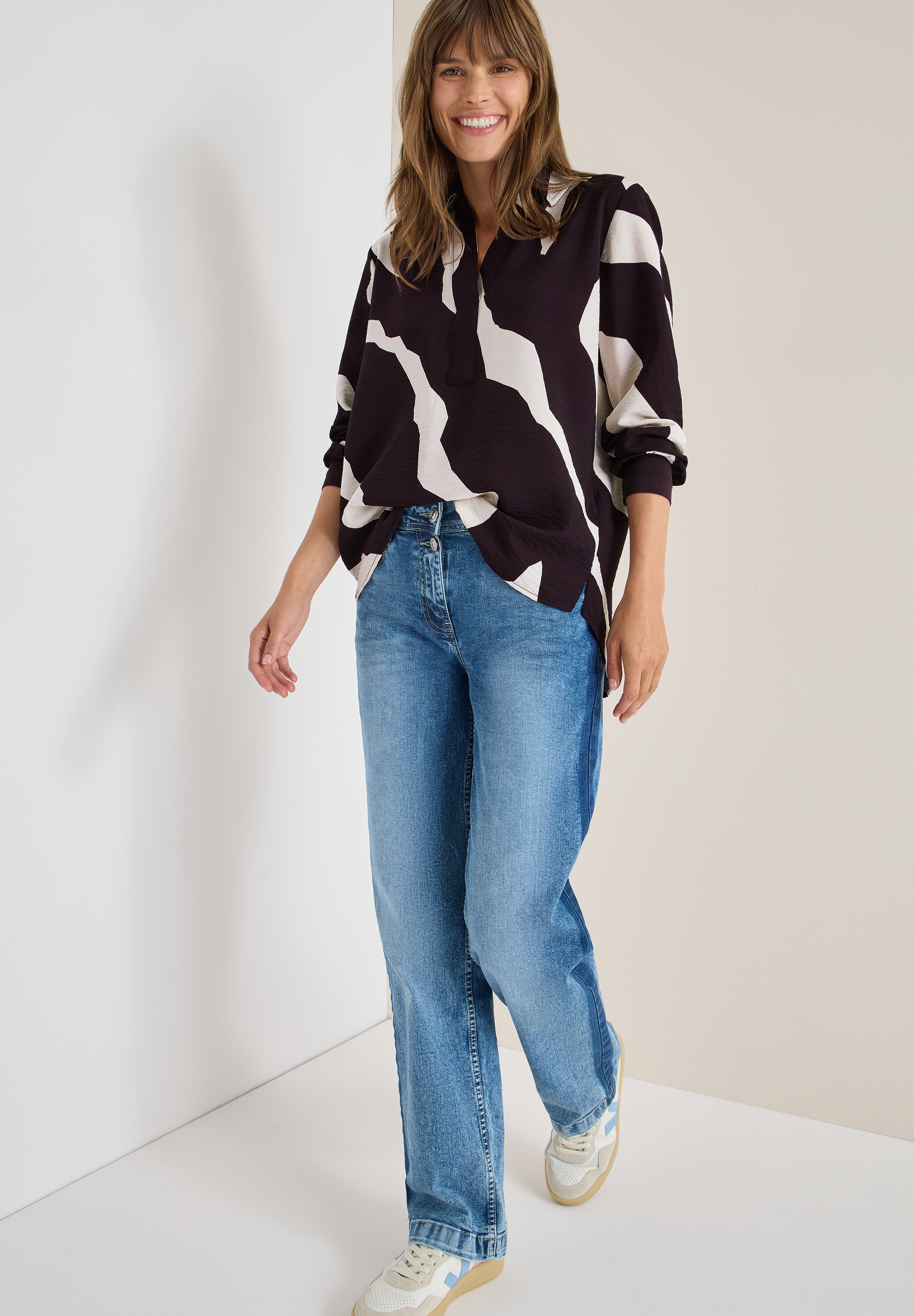 Cecil Langarmbluse mit Tapebündchen und grafischem Muster