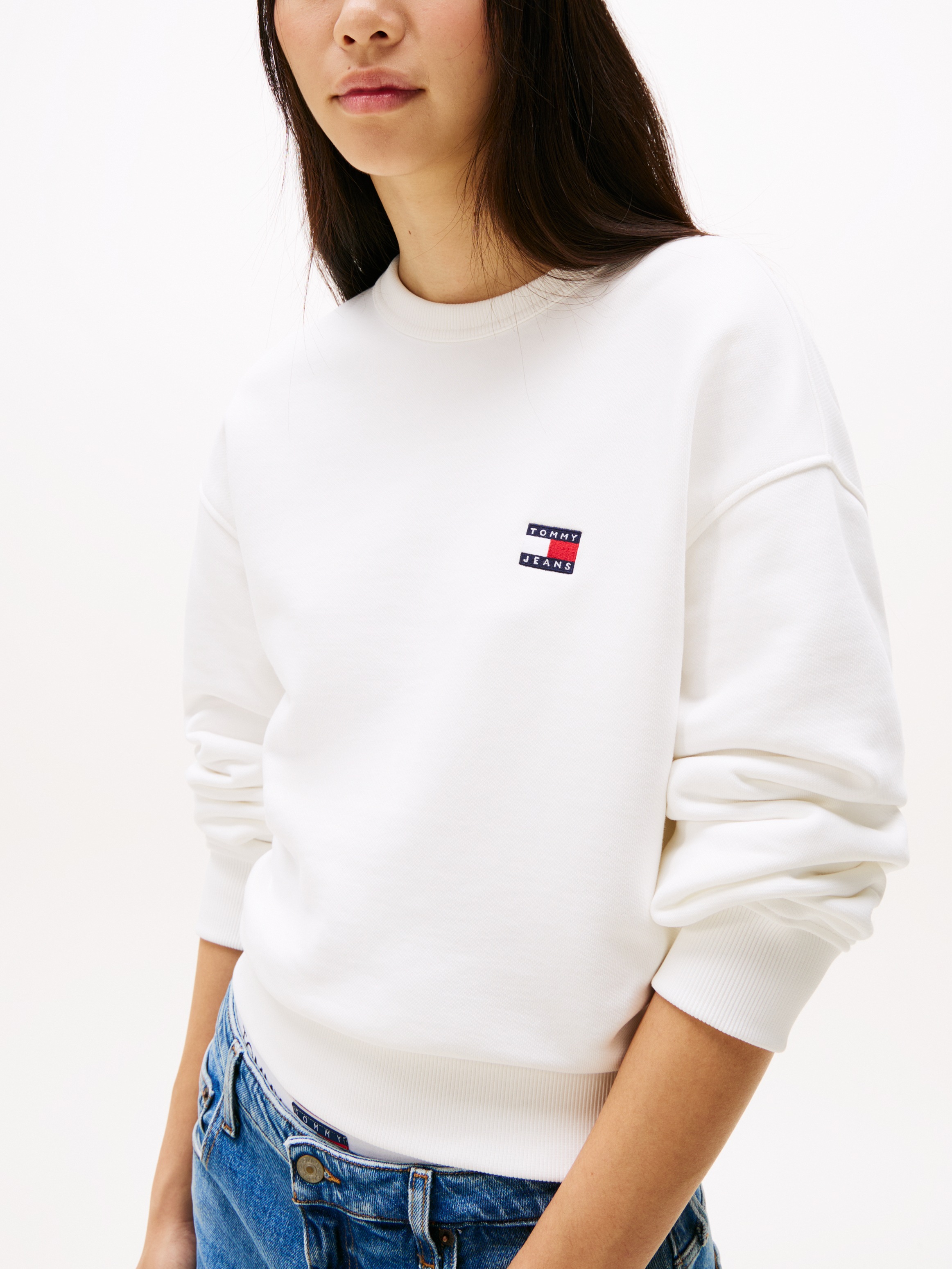 Thumbnail - Tommy Jeans Sweatshirt "TJW BXY BADGE CREW", mit Logo-Badge