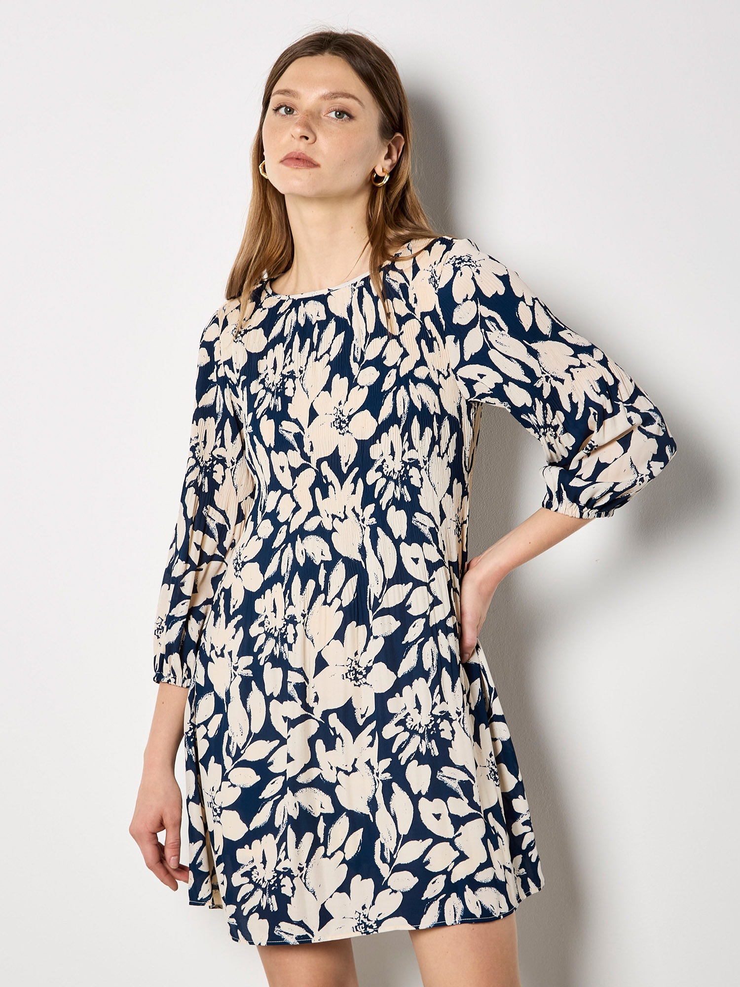 Apricot Minikleid »Minikleid« aus Plissee und Blumenmuster