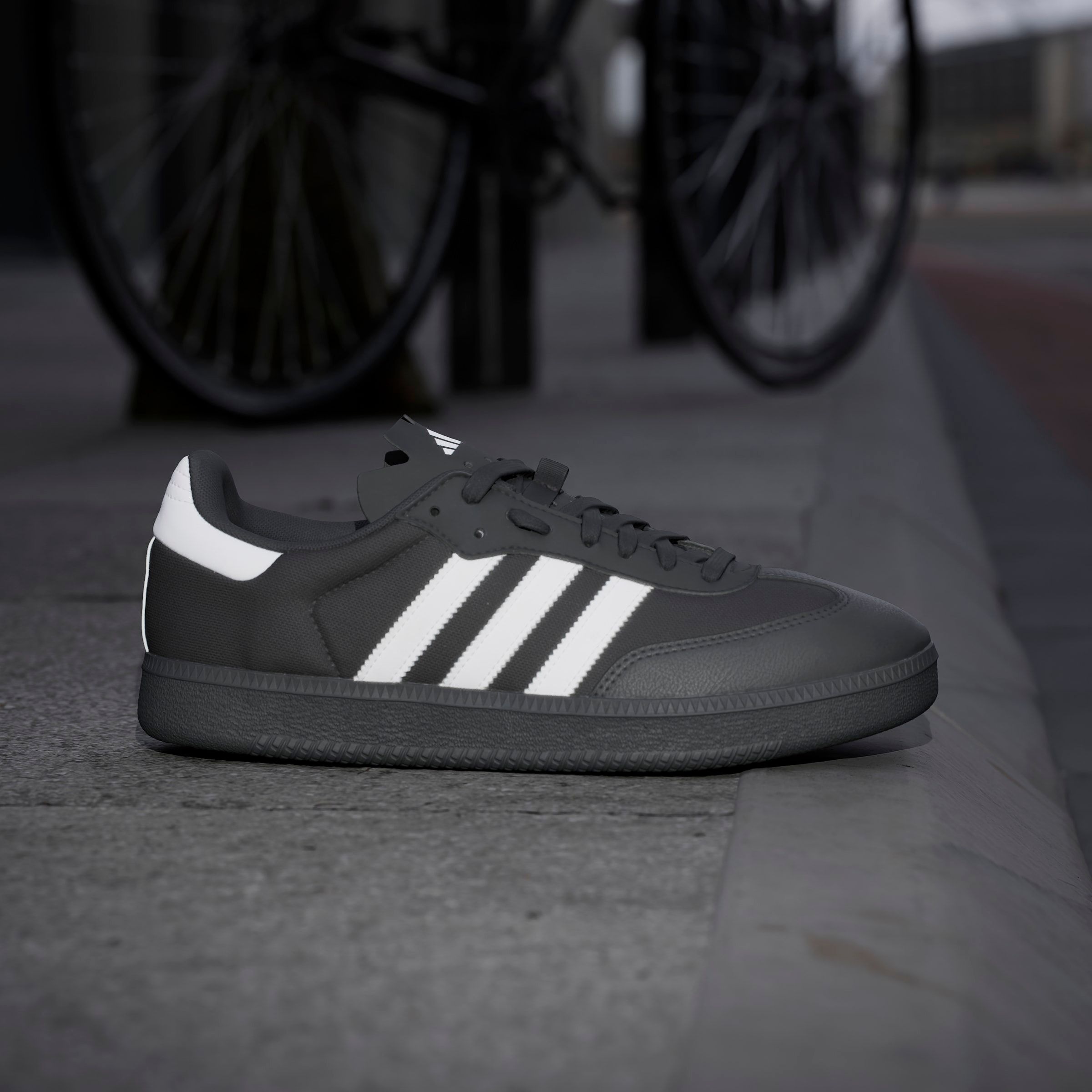 adidas Performance Sneaker »THE CYCLING VELOSAMBA MADE WITH NATURE«