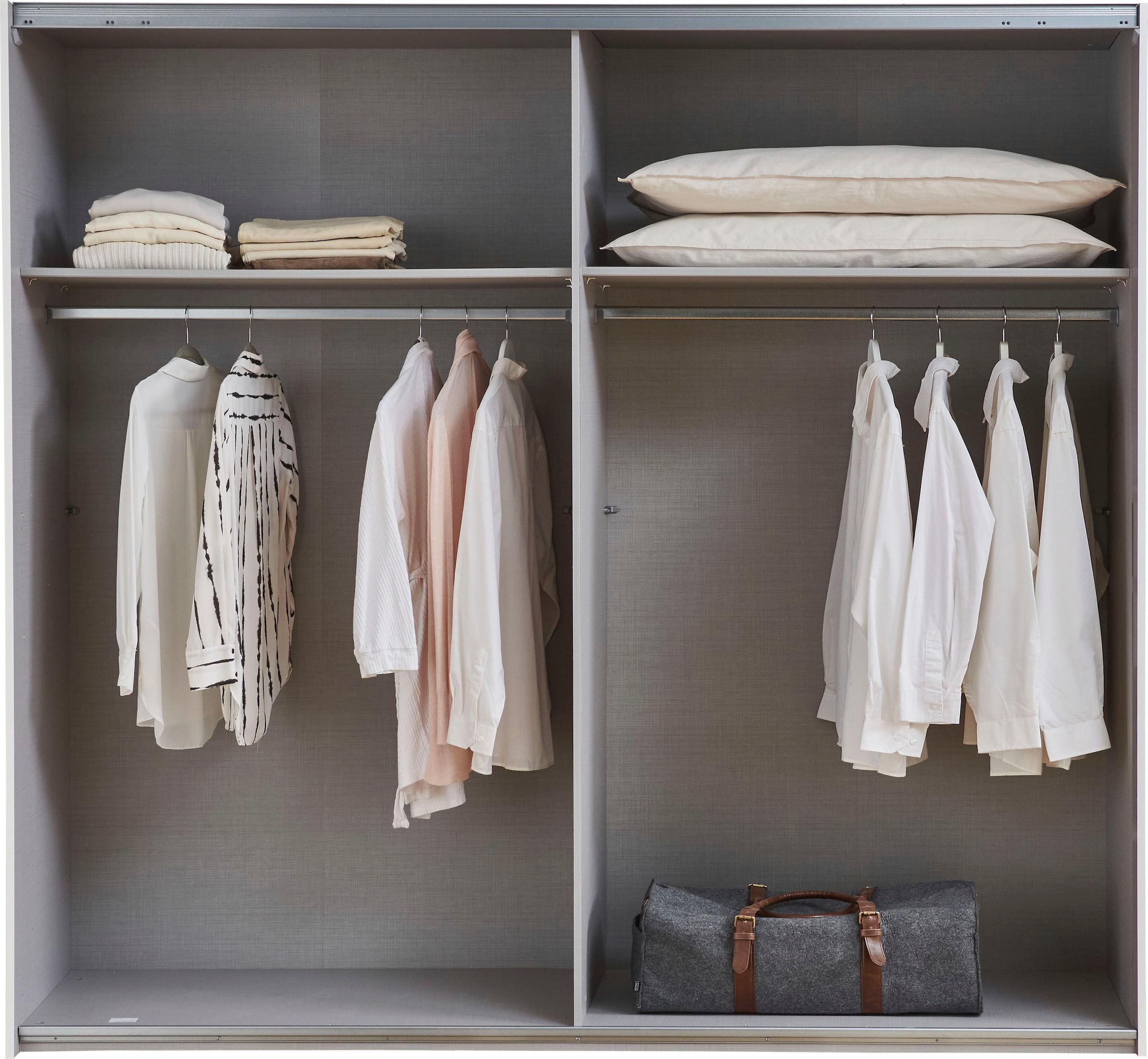 Wimex Schwebetürenschrank »Jork Kleiderschrank mit Spiegel, schwarze Metallgriffe«, Schrank in verschiedenen Größen und Innenausstattungsvarianten