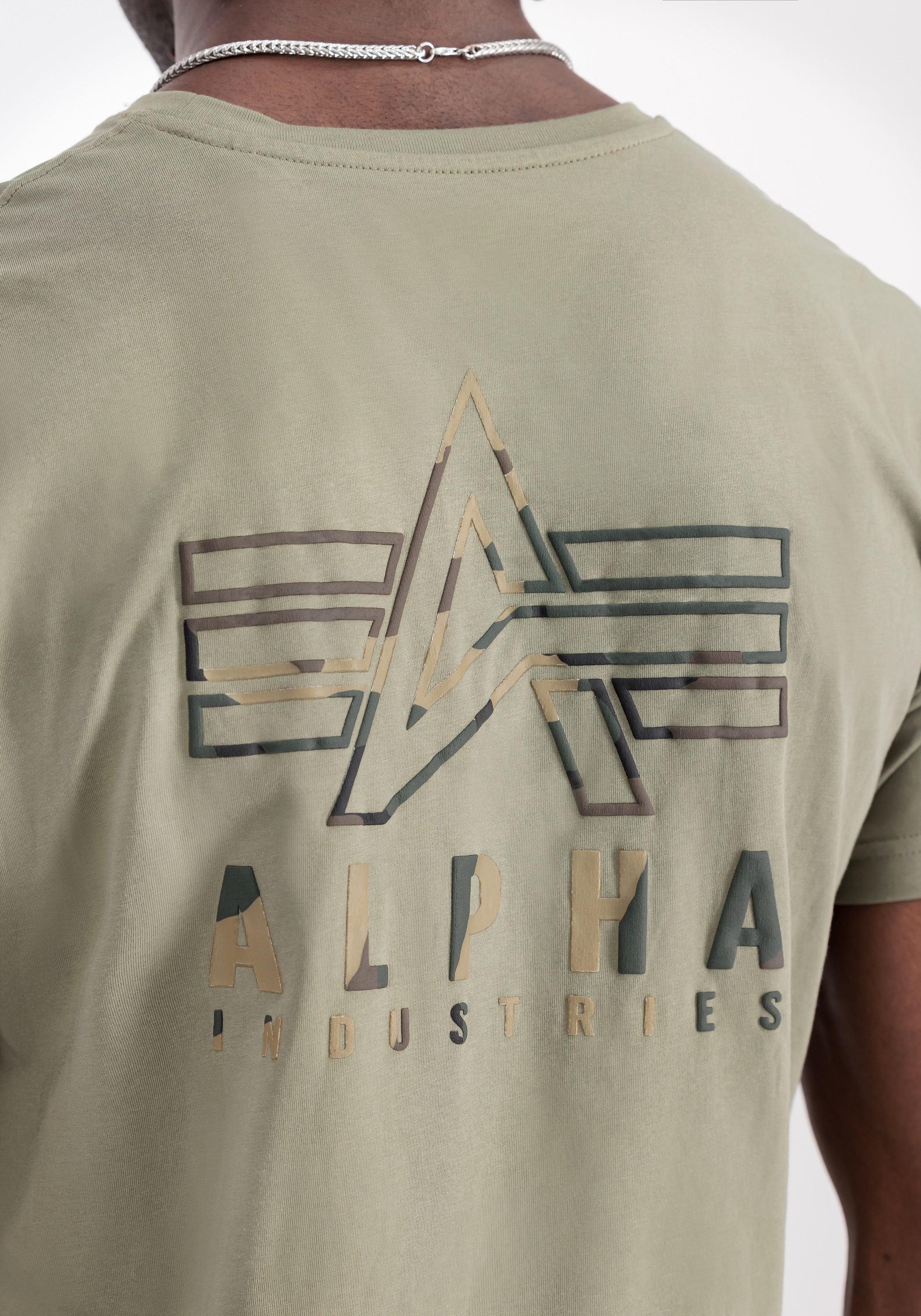 Alpha Industries T-Shirt »Camo Logo Puff Print Backprint T-Shirt«