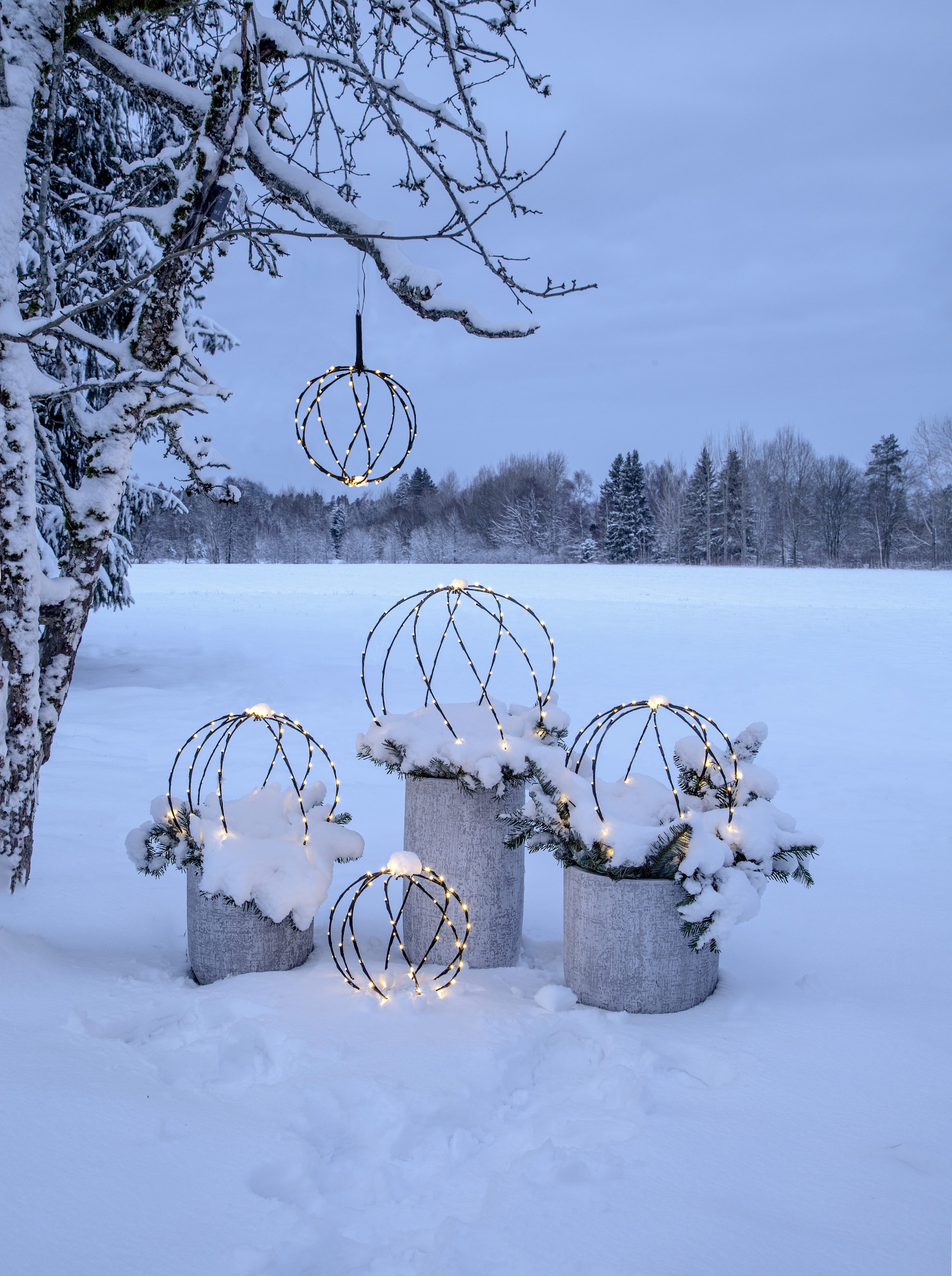 Parforce Traditional Hunting Dekolicht »Außendekoration Sphere« LED-Board 1 Stk. Warmweiß abnehmbarer Erdspieß, Haken zum Aufhängen, Batteriebetrieb, Timer