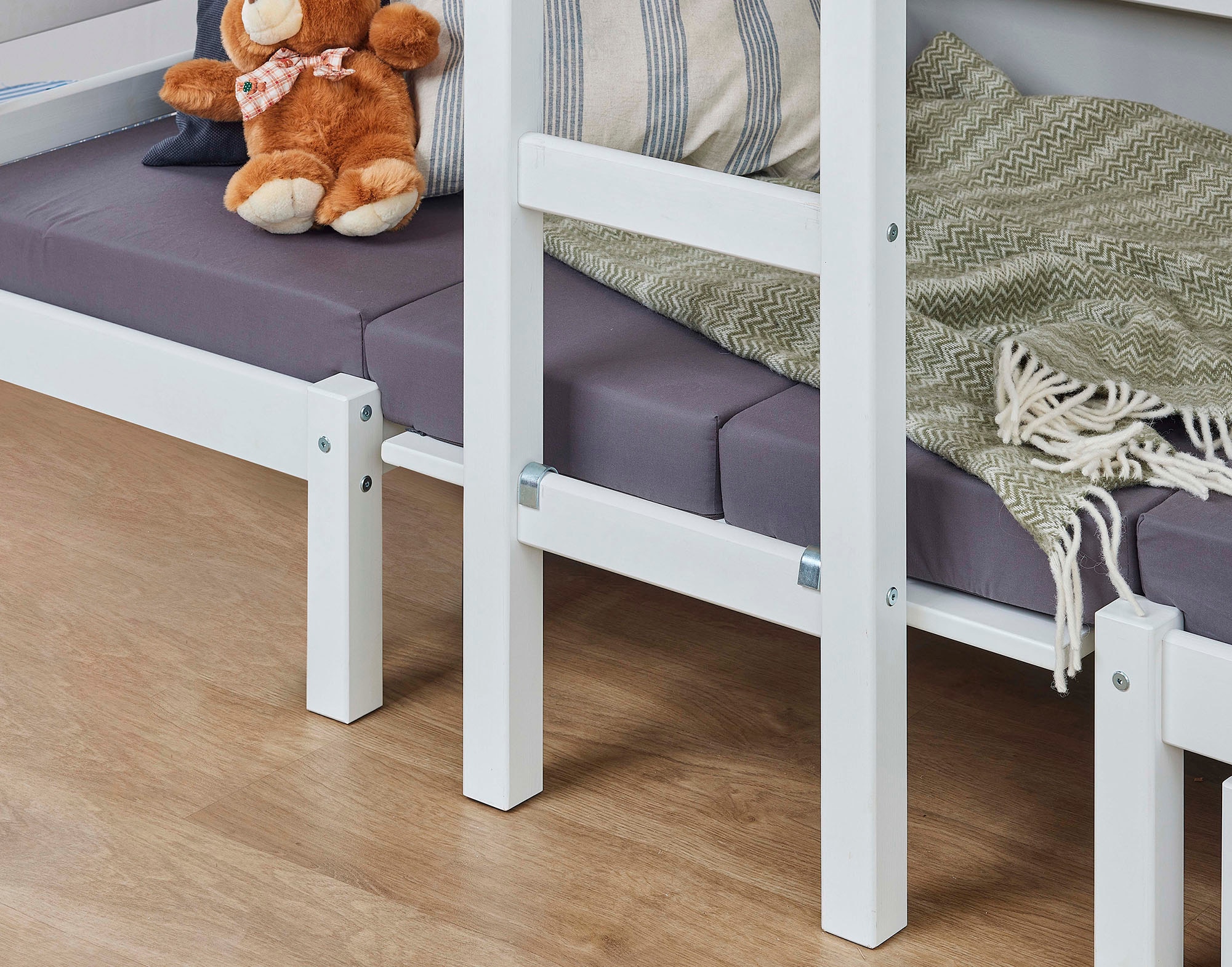 Hoppekids Hochbett »ECO Dream JUMBO Kinderbett mit Funktion - Praktisch & flexibel, 90x200« Unteres Bett nutzbar als Bett oder Sitzgruppe. Matratzen in Antrazit.