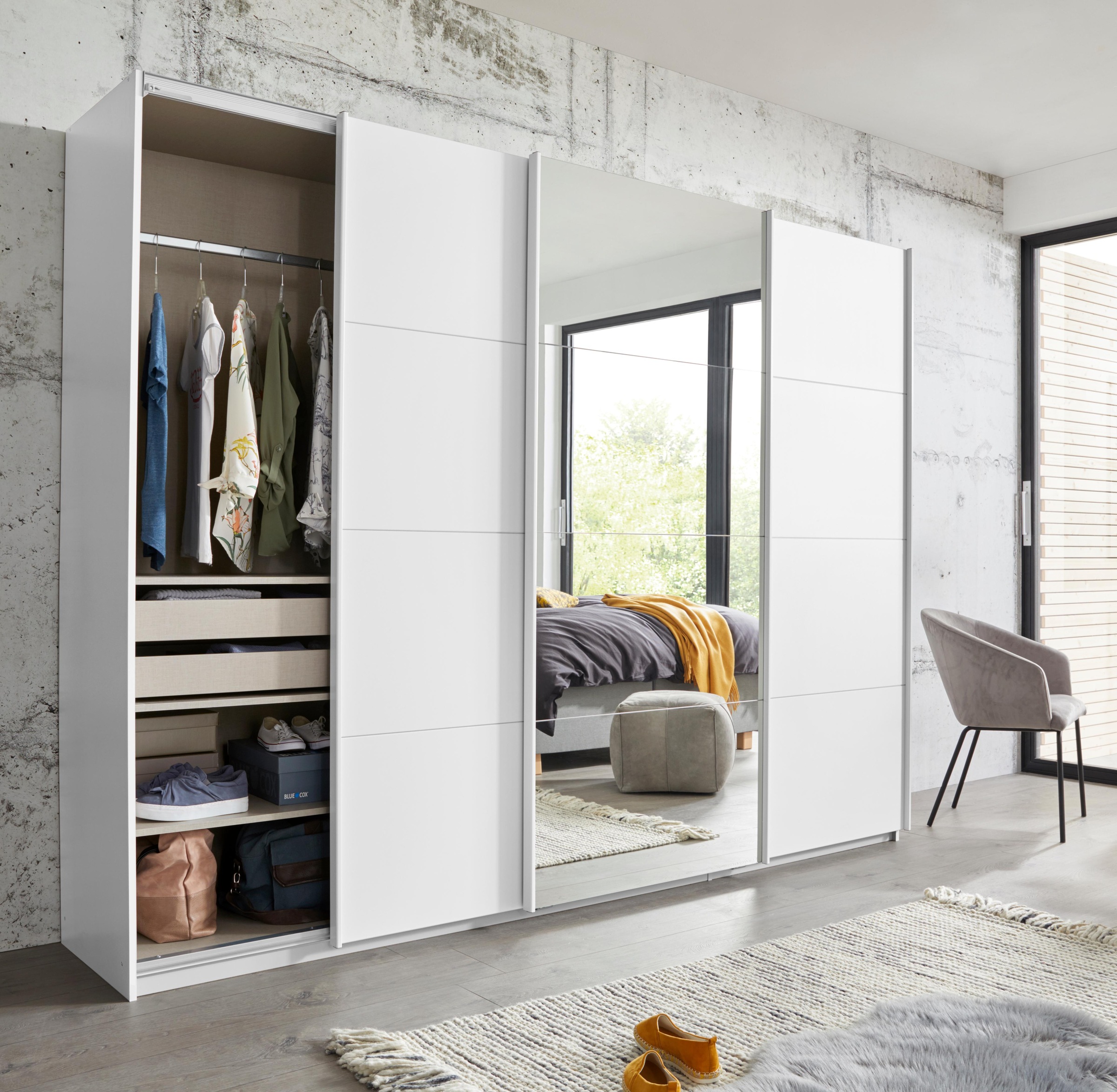 rauch Schwebetürenschrank »Kleiderschrank Schrank Garderobe Wäscheschrank BESTSELLER KEPAN«, inkl. Schubladen-Einsatz und extra Einlegeböden MADE IN GERMANY