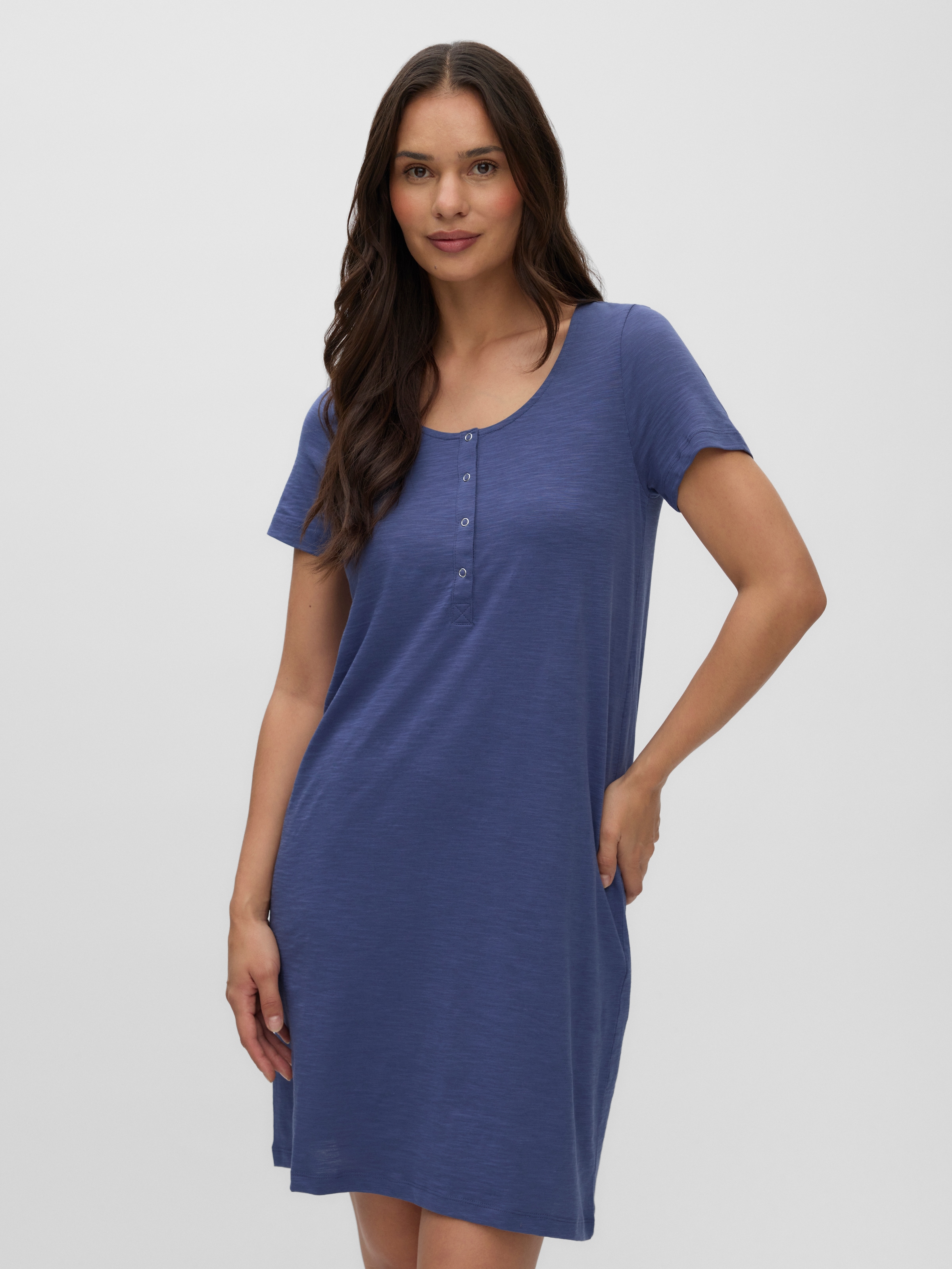 Mamalicious Umstandsnachthemd "MLMIRA SOLID JRS NIGHTGOWN 2F A. E. NOOS" aus Baumwolle, Regular Fit, mit Rundhalsausschnitt, kniefrei