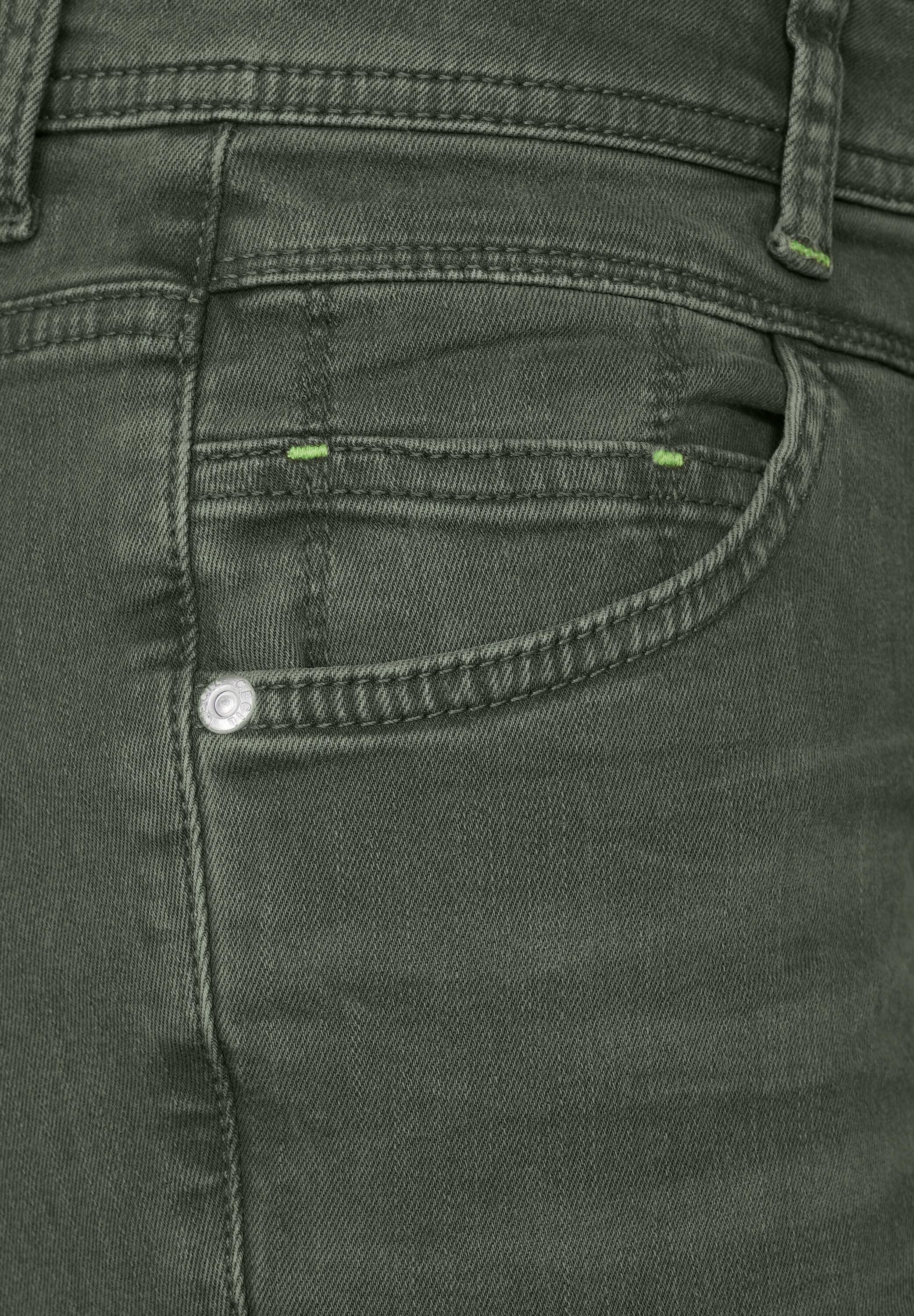 Cecil Comfort-fit-Jeans, im Colour Look