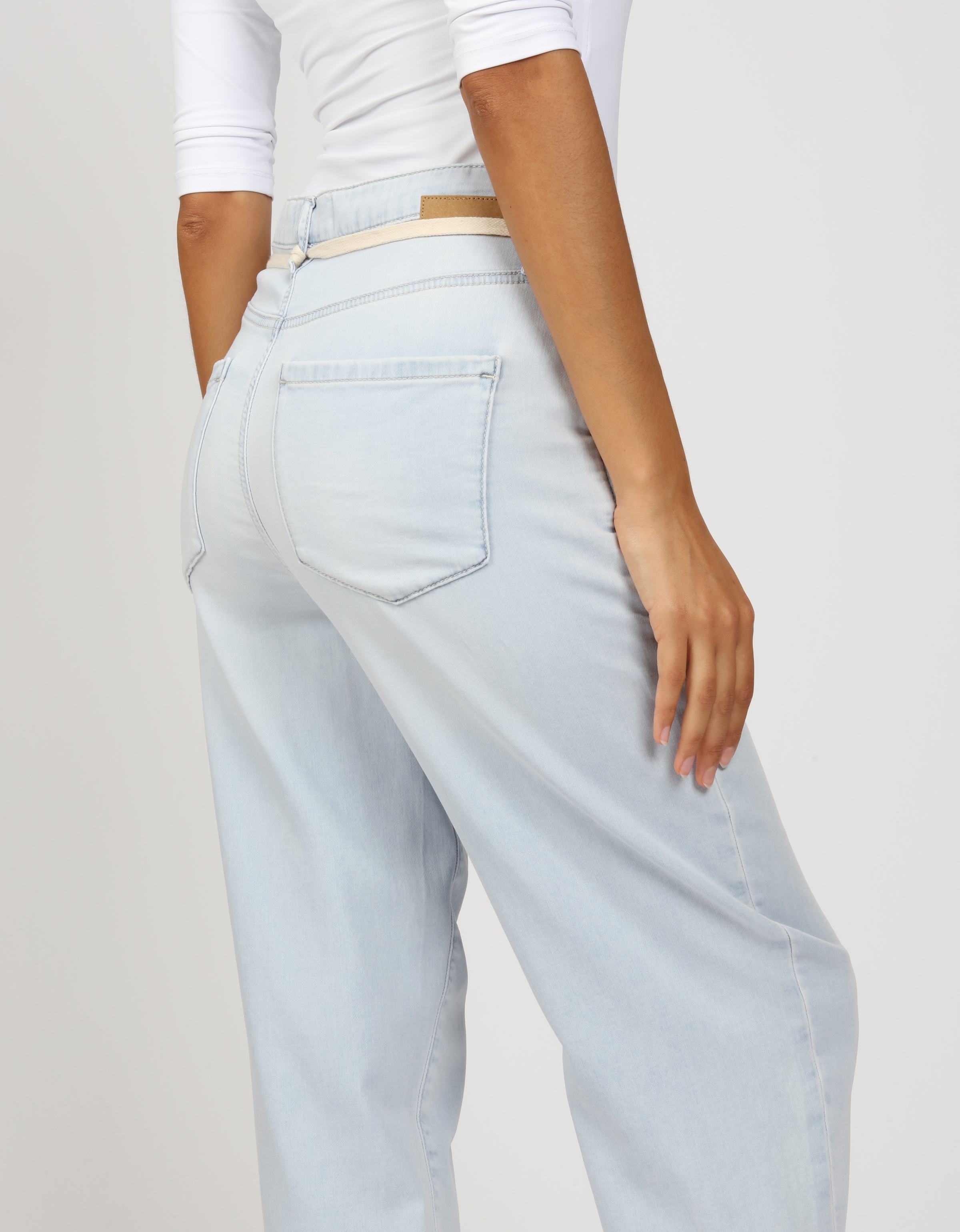 GANG 5-Pocket-Jeans »94VIA JOGGER«, mit Kordel-Gürtel und O-Shape