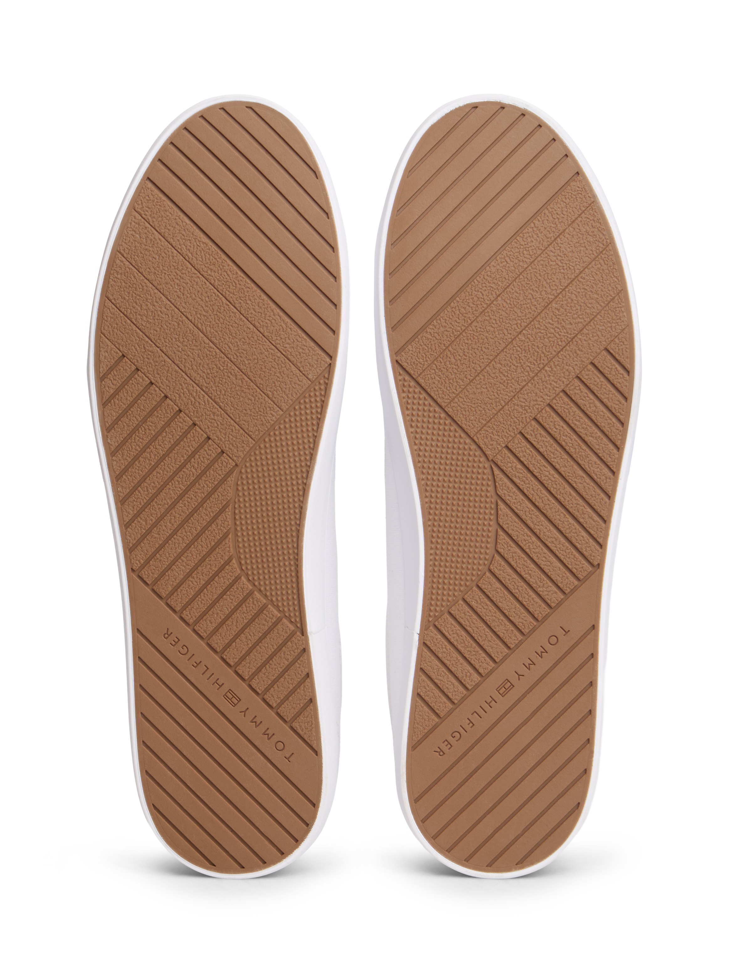 Tommy Hilfiger Sneaker »HARLEM CORE II CVS«  Freizeitschuh, Halbschuh, Schnürer mit Logo-Aufnäher an der Schuhzunge