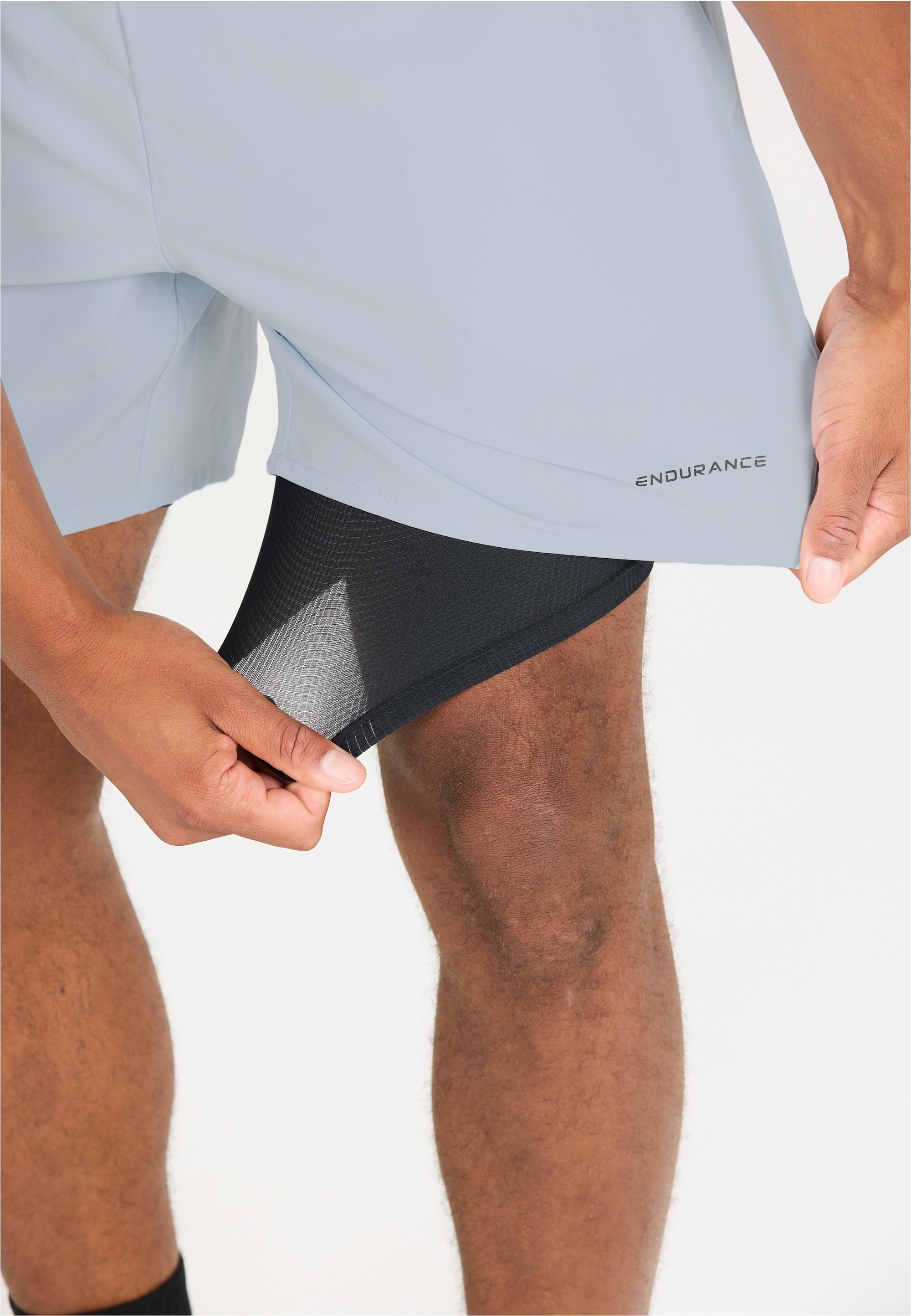 ENDURANCE Shorts »Bing«, in dehnbarer Qualität mit Anti-Static-Treatment