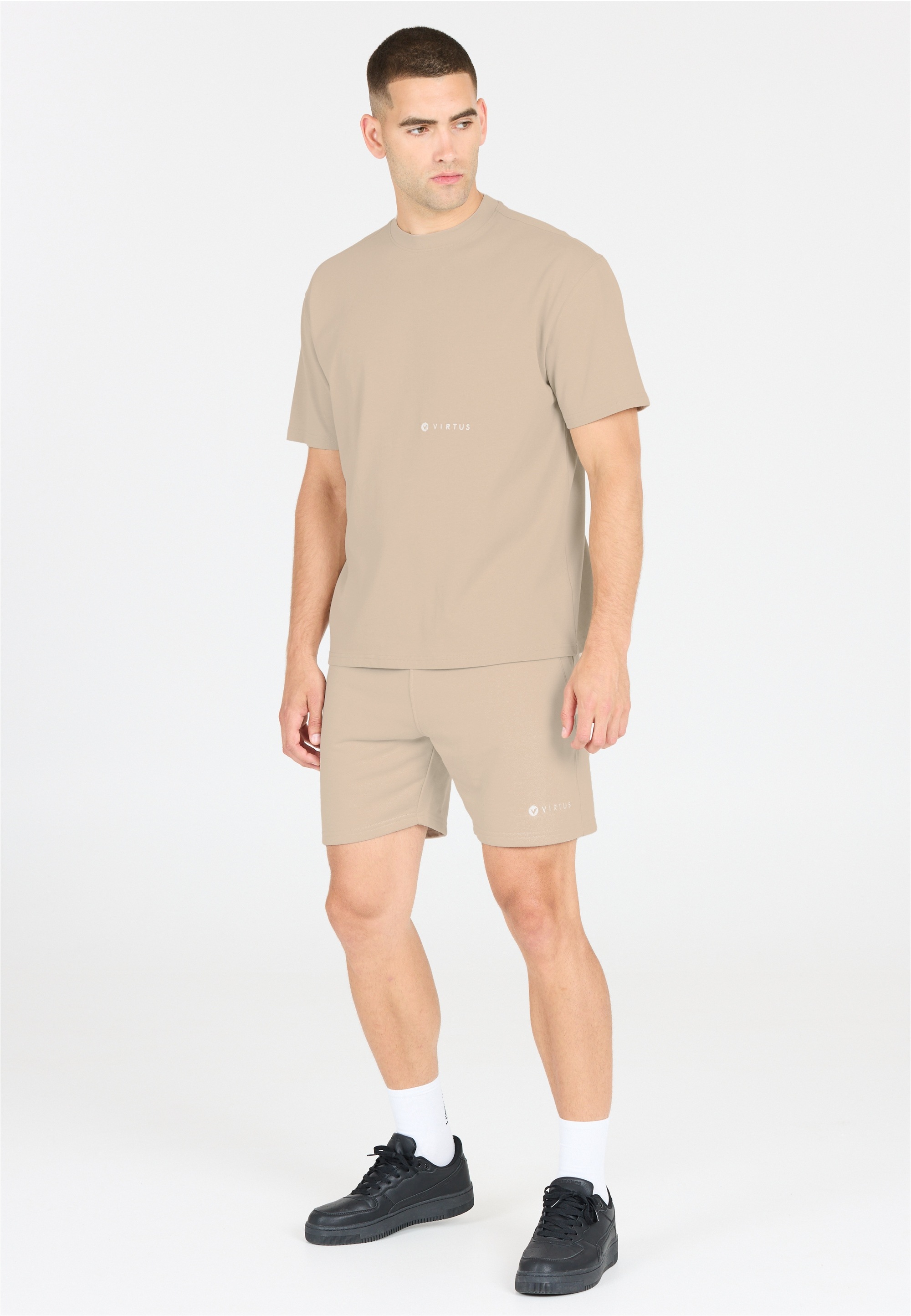Virtus Shorts »Kayden«, aus weichem und langlebigem Sweat-Material