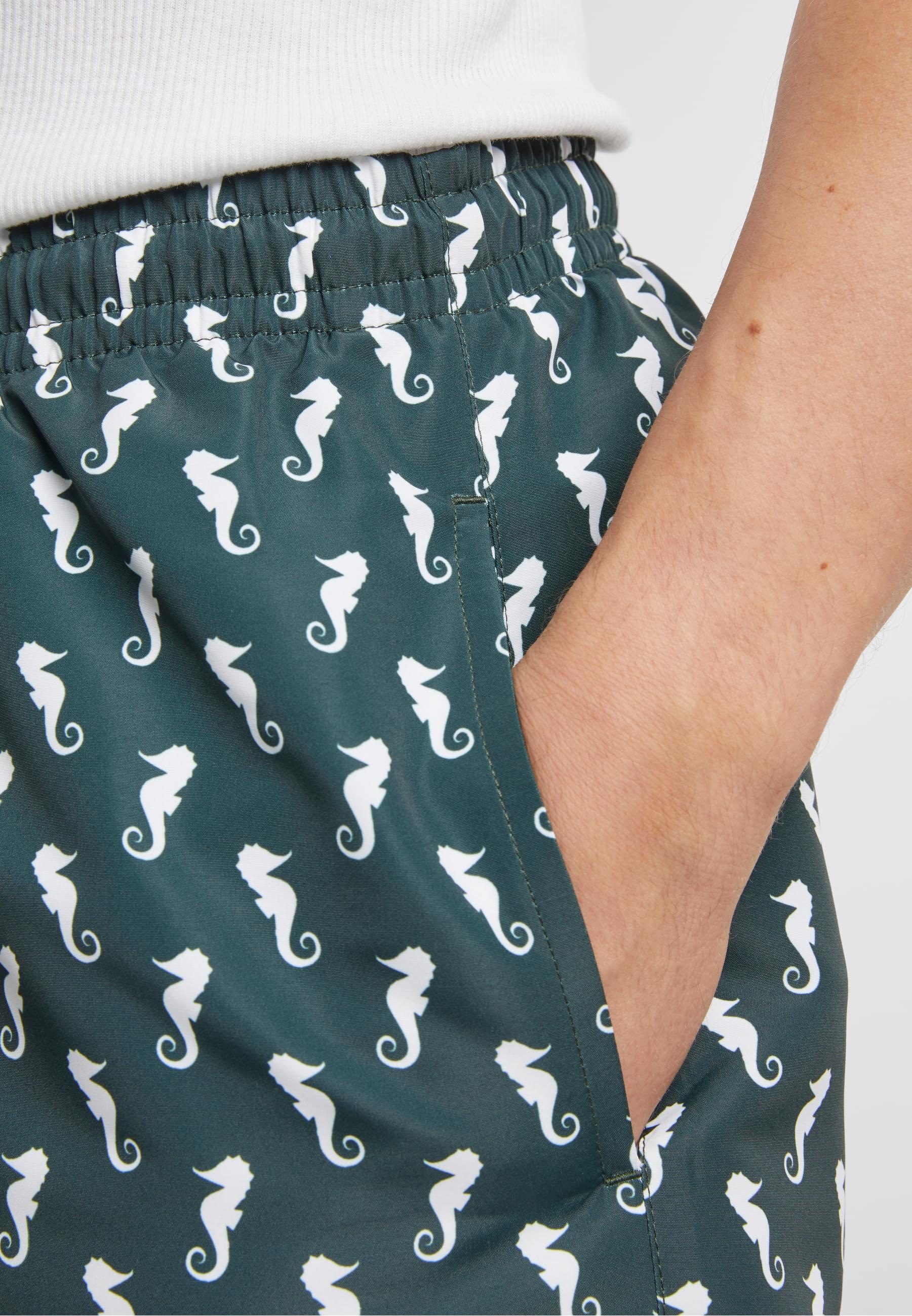 URBAN CLASSICS Badeshorts »Urban Classics Herren Pattern Swim Shorts«