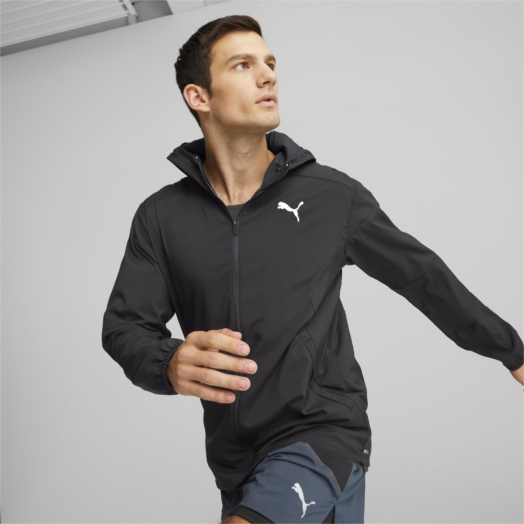 PUMA Laufjacke »RUN Lightweight Laufjacke Herren«