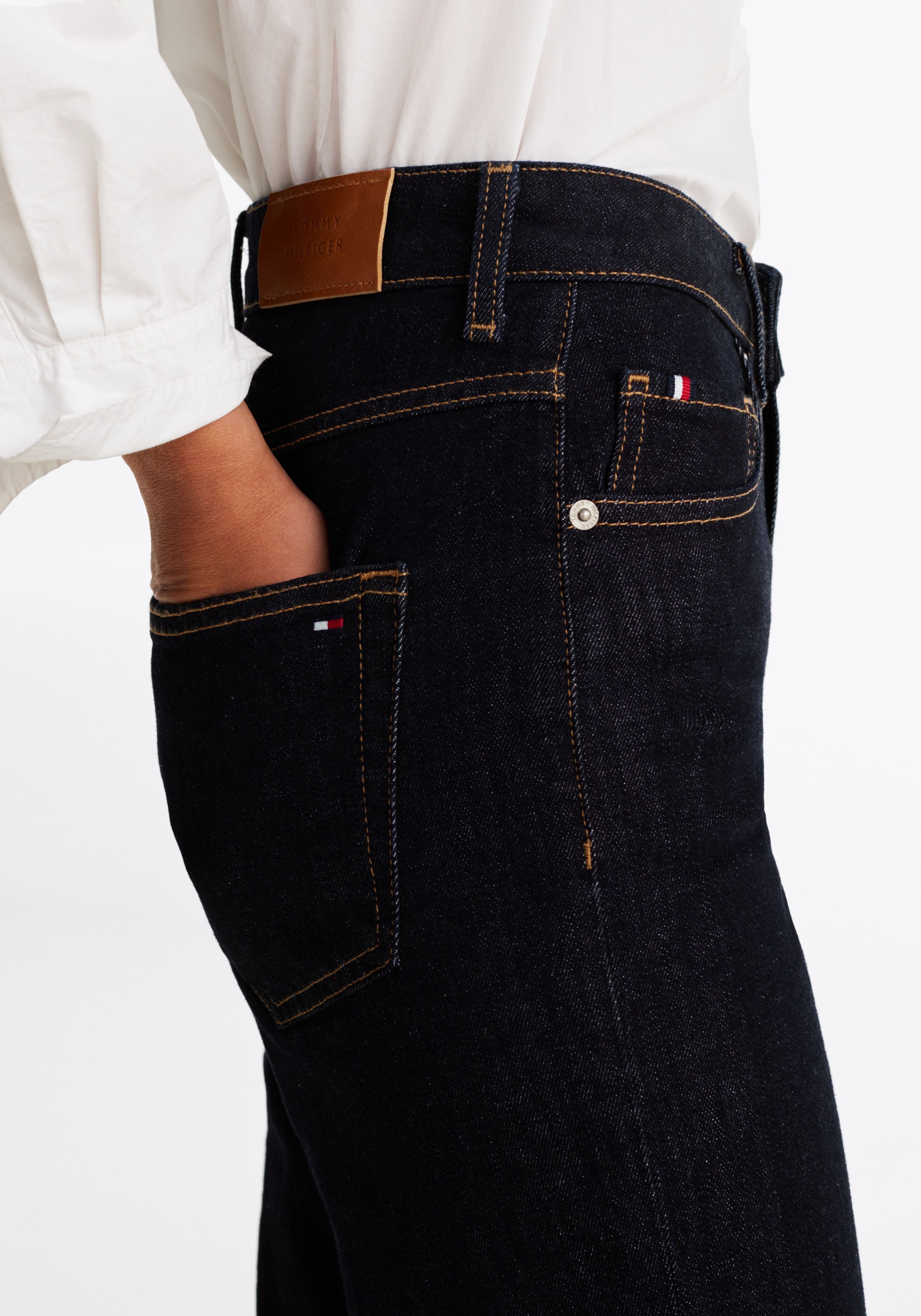 Tommy Hilfiger Straight-Jeans "CLASSIC STRAIGHT" mit figurbetontem Sitz günstig online kaufen