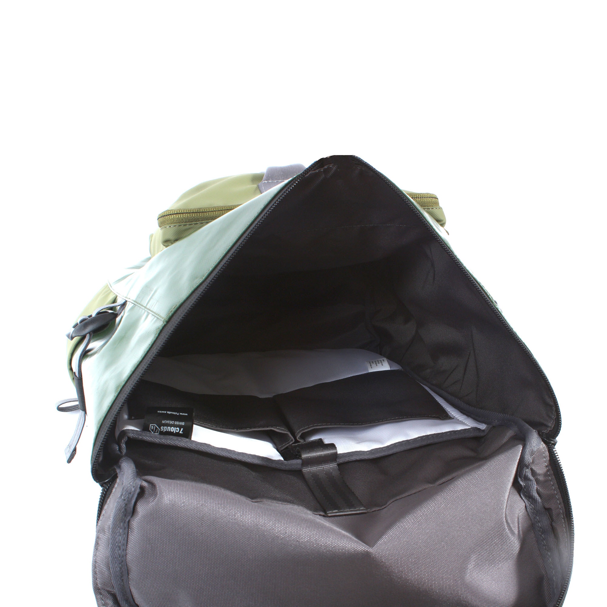 7clouds Laptoprucksack »Heloy 7.1«, mit recyceltem PET
