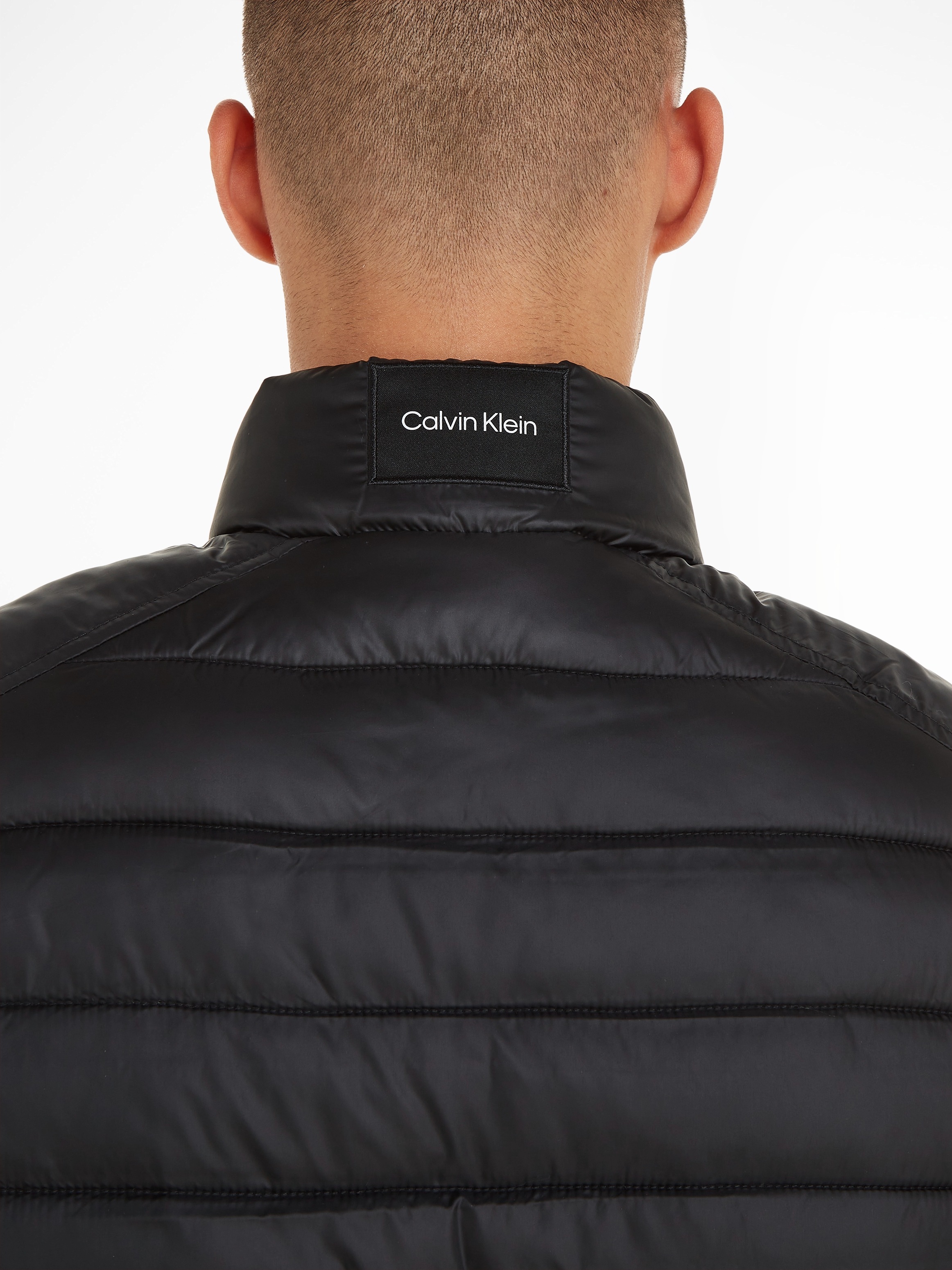 Thumbnail - Calvin Klein Steppweste "ESSENTIAL SIDE LOGO", mit Stehkragen