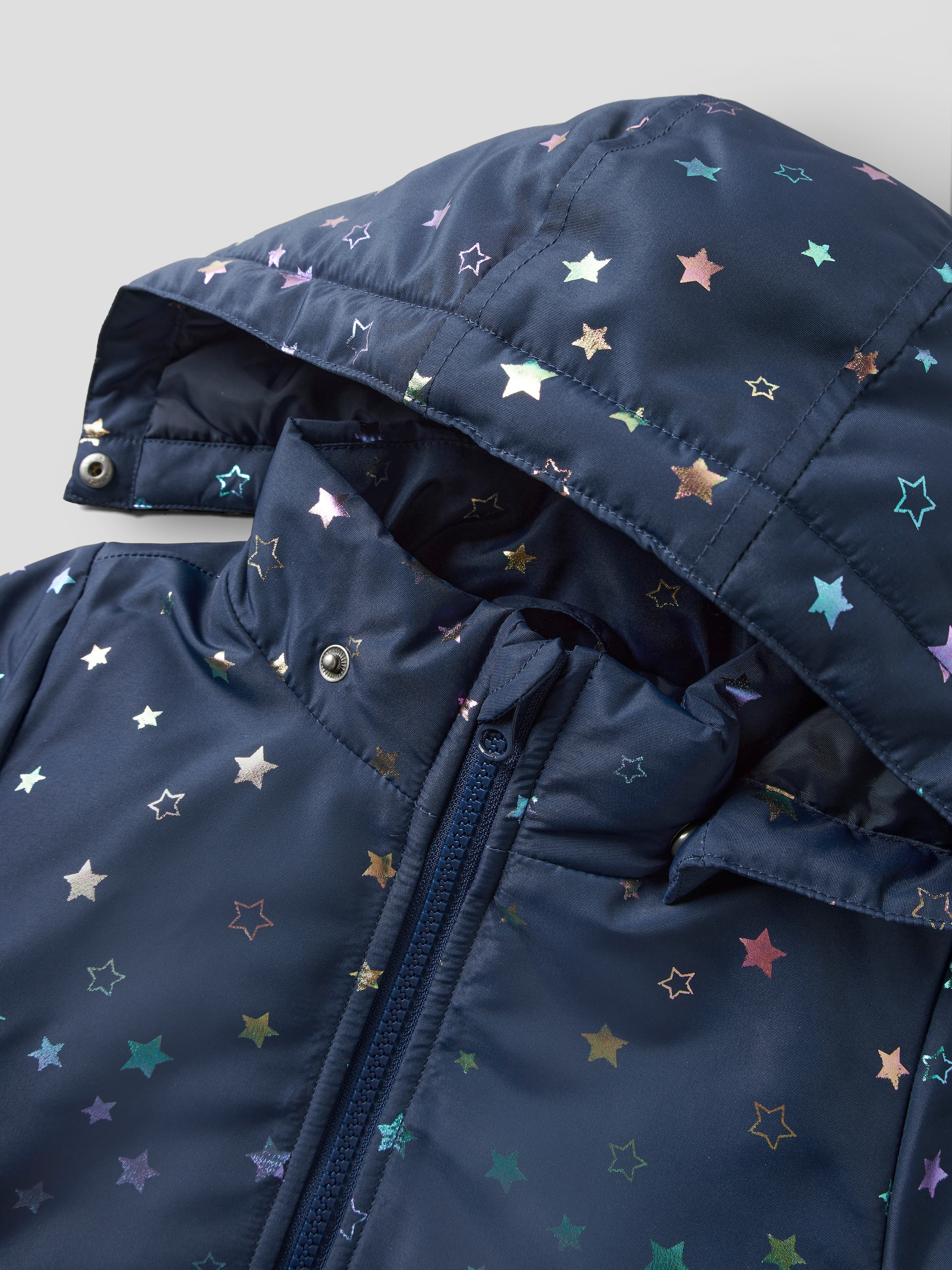 Name It Outdoorjacke »NMFMAXI JACKET PA FOIL AOP NOOS« mit Kapuze Kunstfaser, wasserabweisend und mit abnehmbarer Kapuze