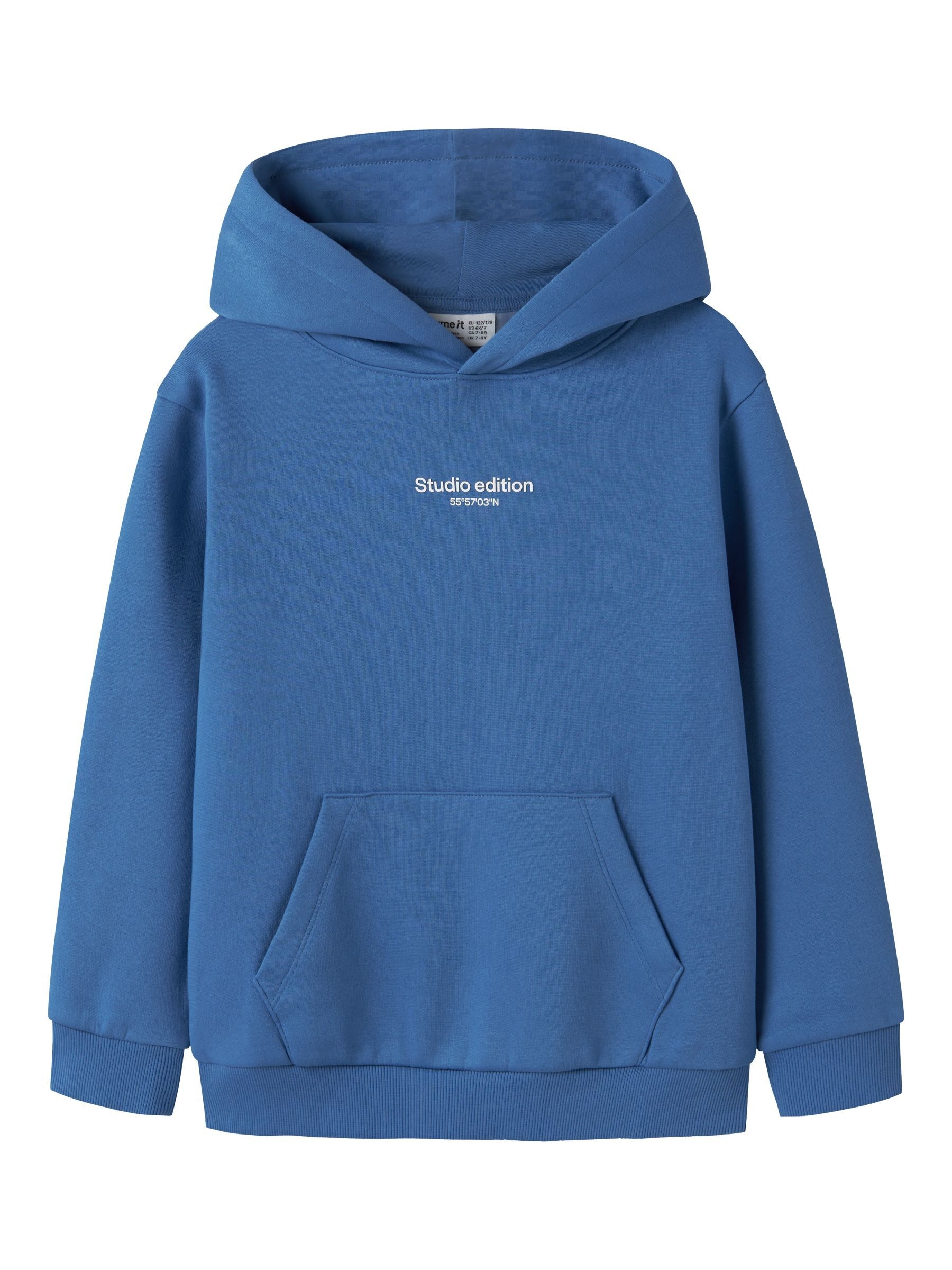 Name It Kapuzensweatshirt »NKMBRODY LS NREG SWEAT WH BRU NOOS«, mit kleinem Logoprint
