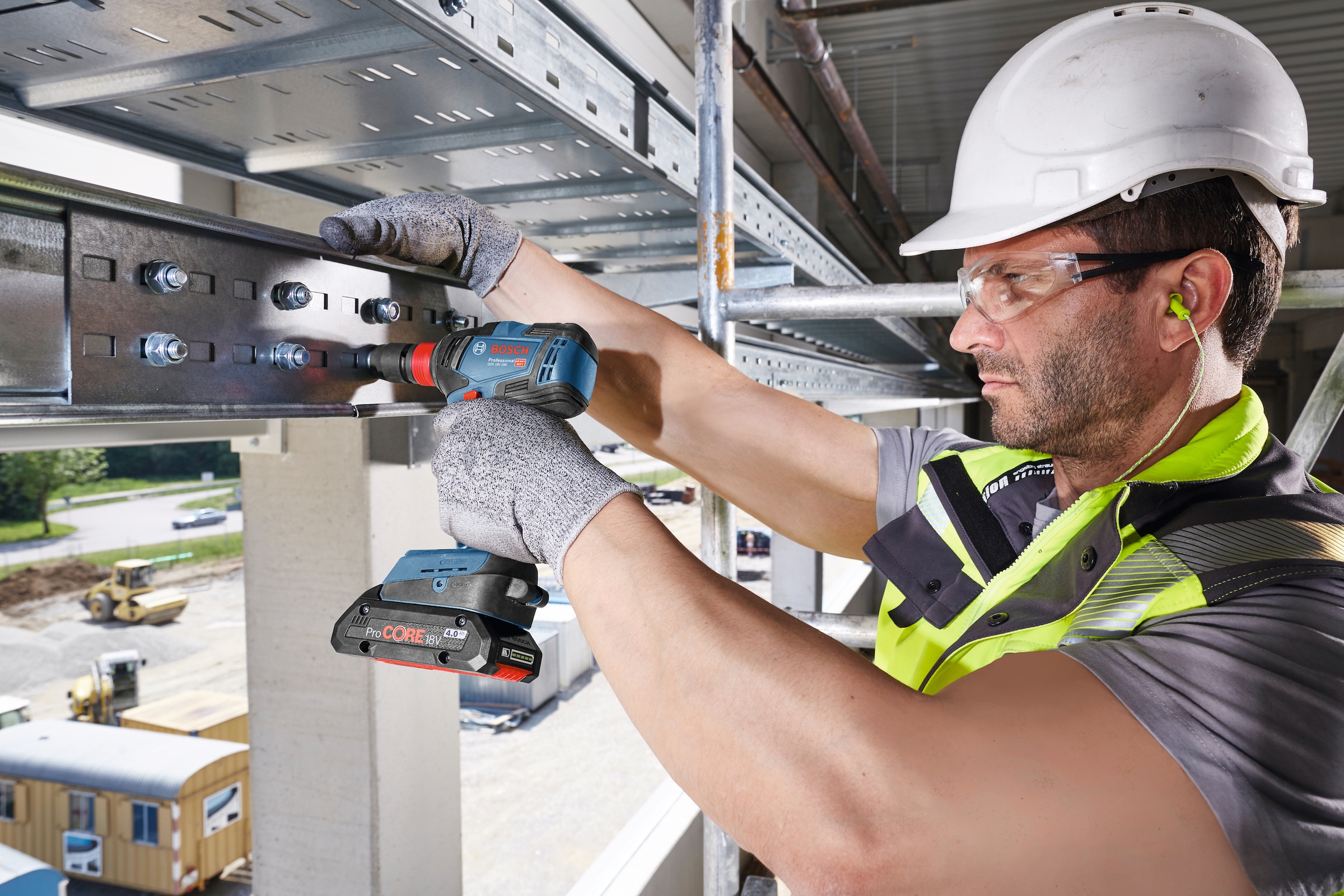 Bosch Professional Akku-Drehschlagschrauber »GDX 18V-200 Professional«, mit L-BOXX, ohne Akku und Ladegerät