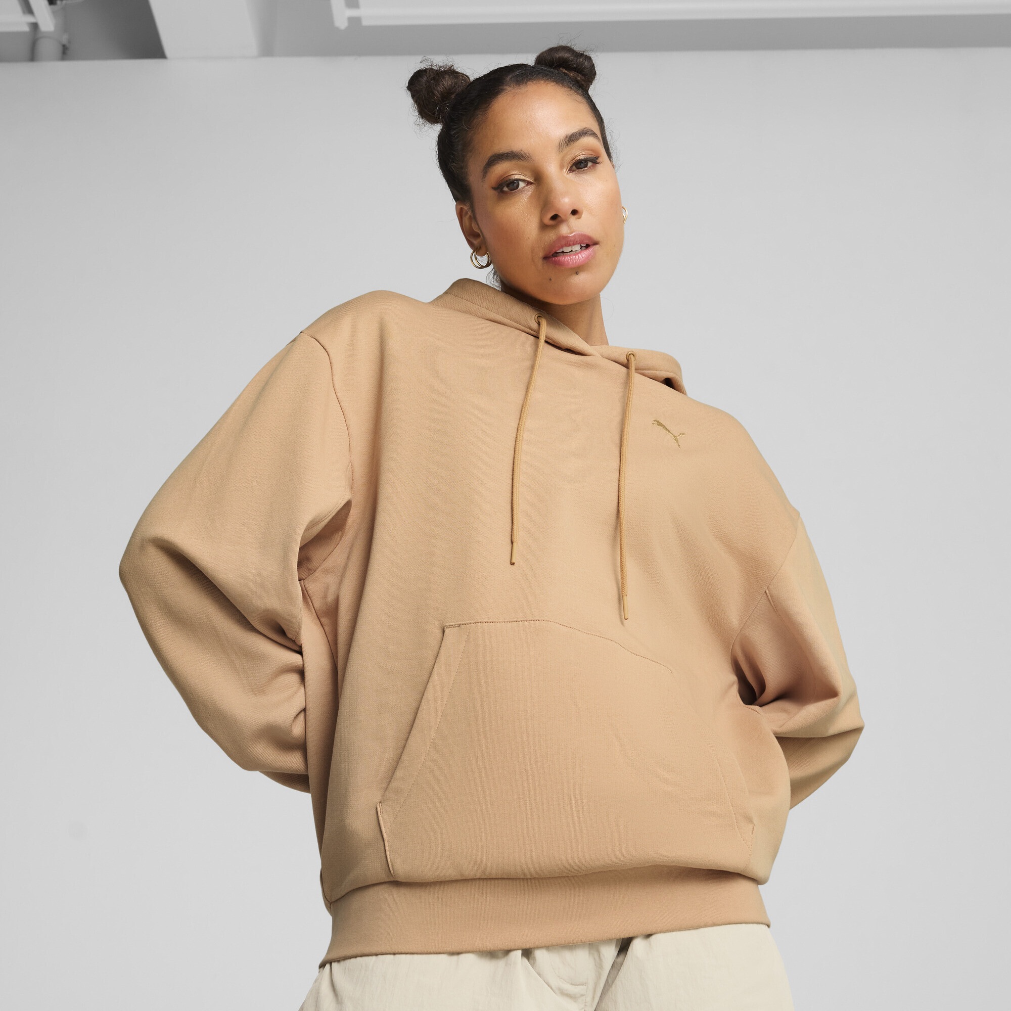 PUMA Hoodie »ESS Relaxed Fit Hoodie Damen«