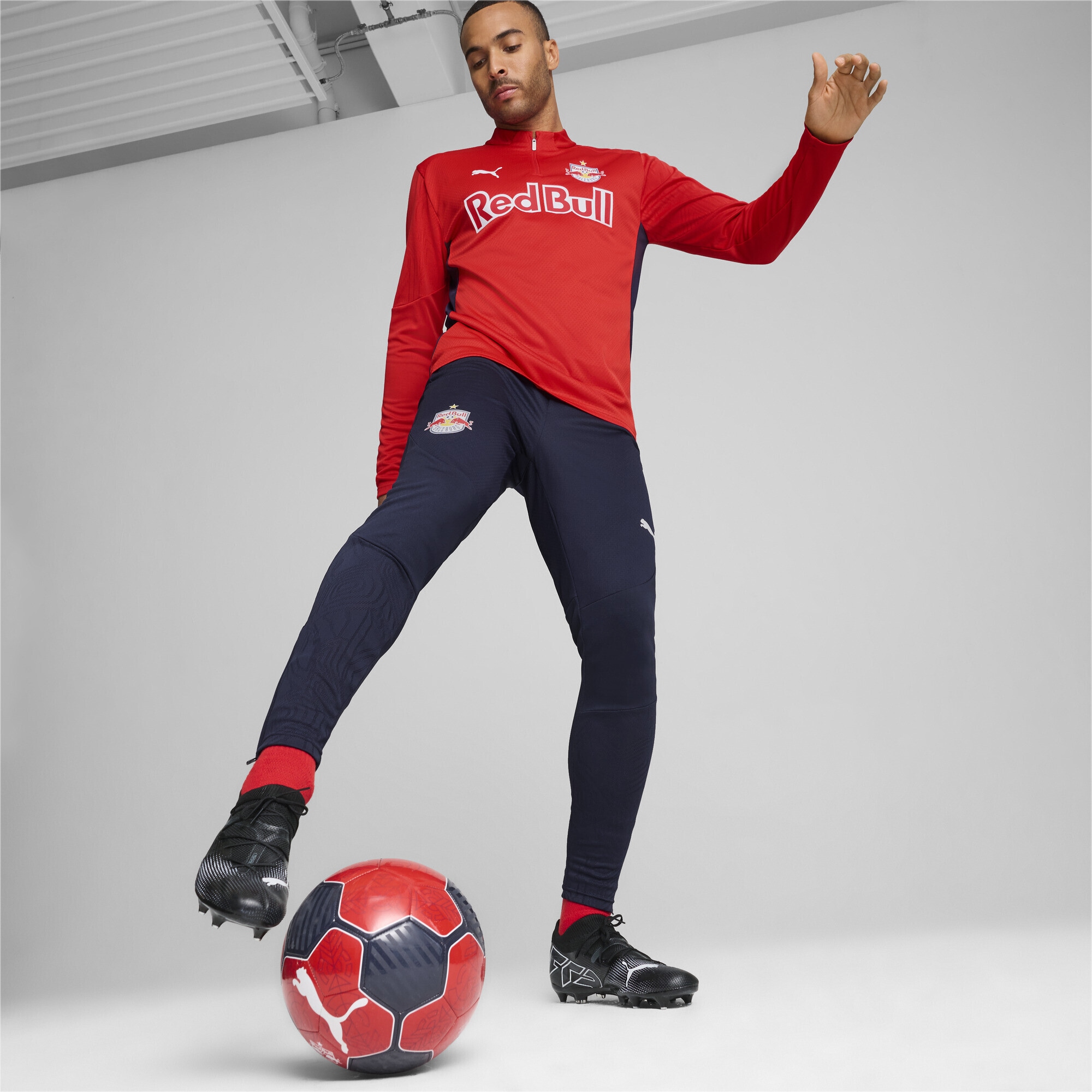 PUMA T-Shirt »FC Red Bull Salzburg Trainingsoberteil mit viertellangem«