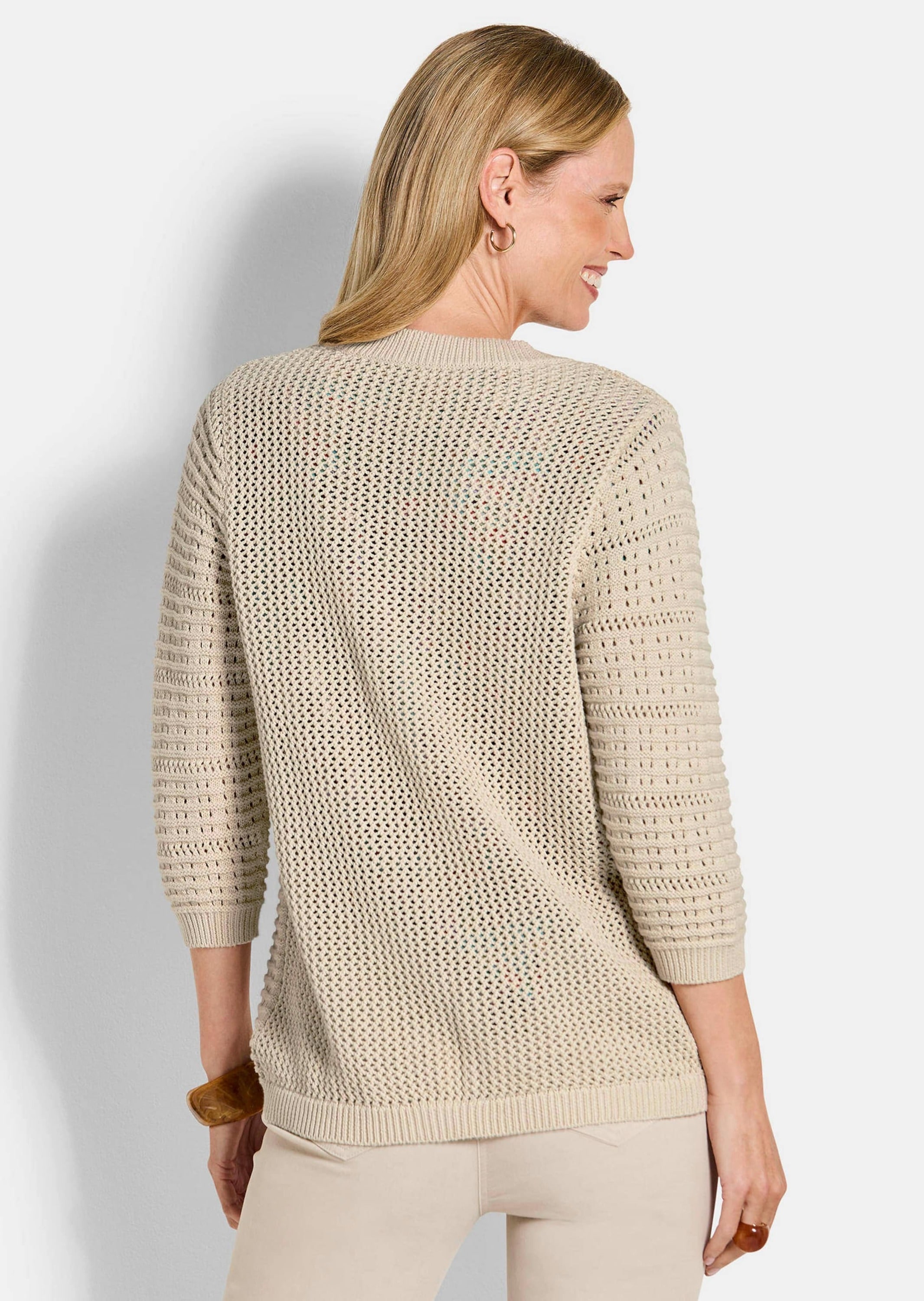 GOLDNER Strickjacke »Kurzgröße Elegante Strickjacke mit Rippenblende« figurschmeichelner Style