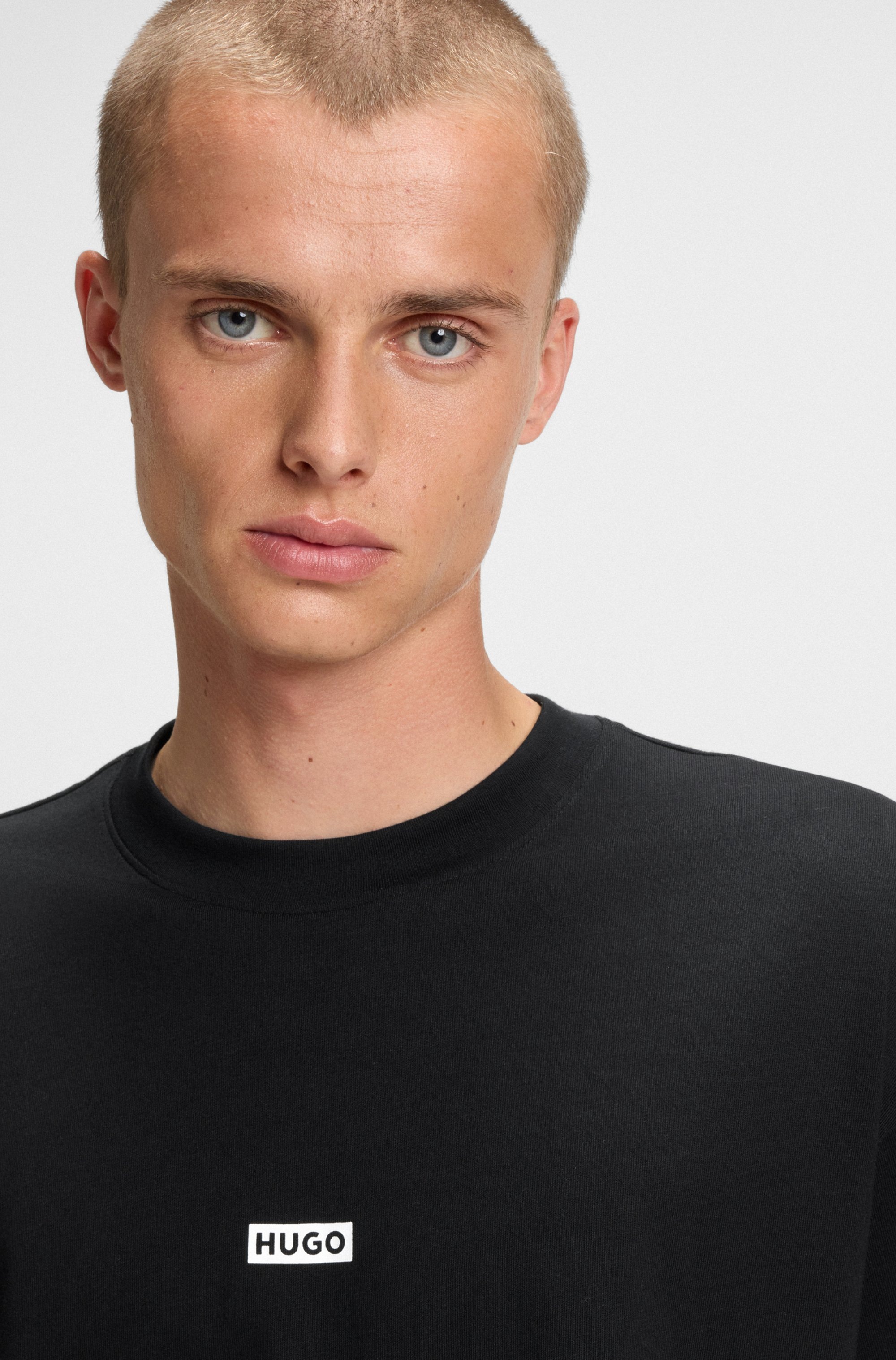 HUGO Blue T-Shirt "Nalono", mit Logodruck, Oversized Look mit Backprint günstig online kaufen